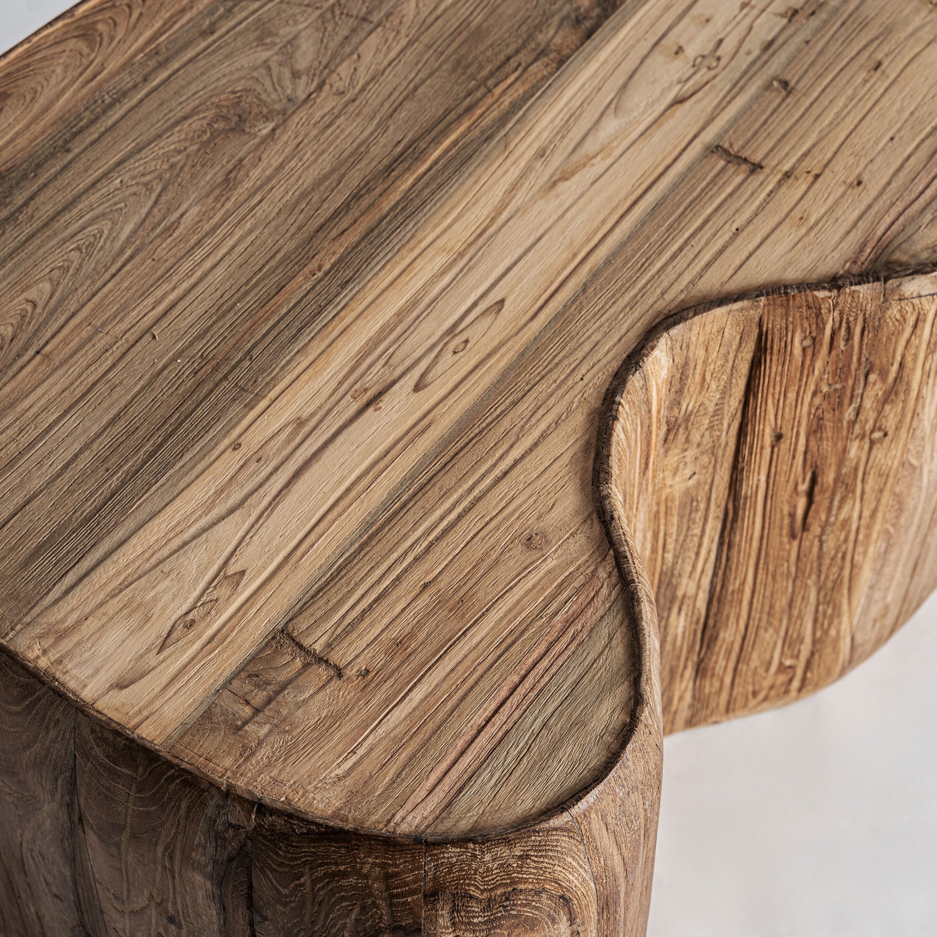 Koffietafel ERLOY van gerecycled teakhout