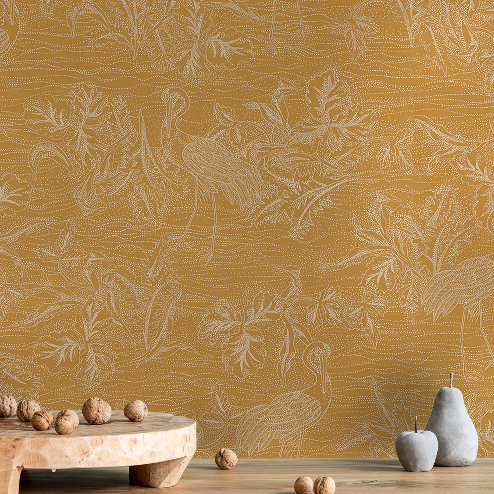 Strukturierte Tapete mit pflanzlichem und tierischem Motiv MIRADOR - OCRE gelb