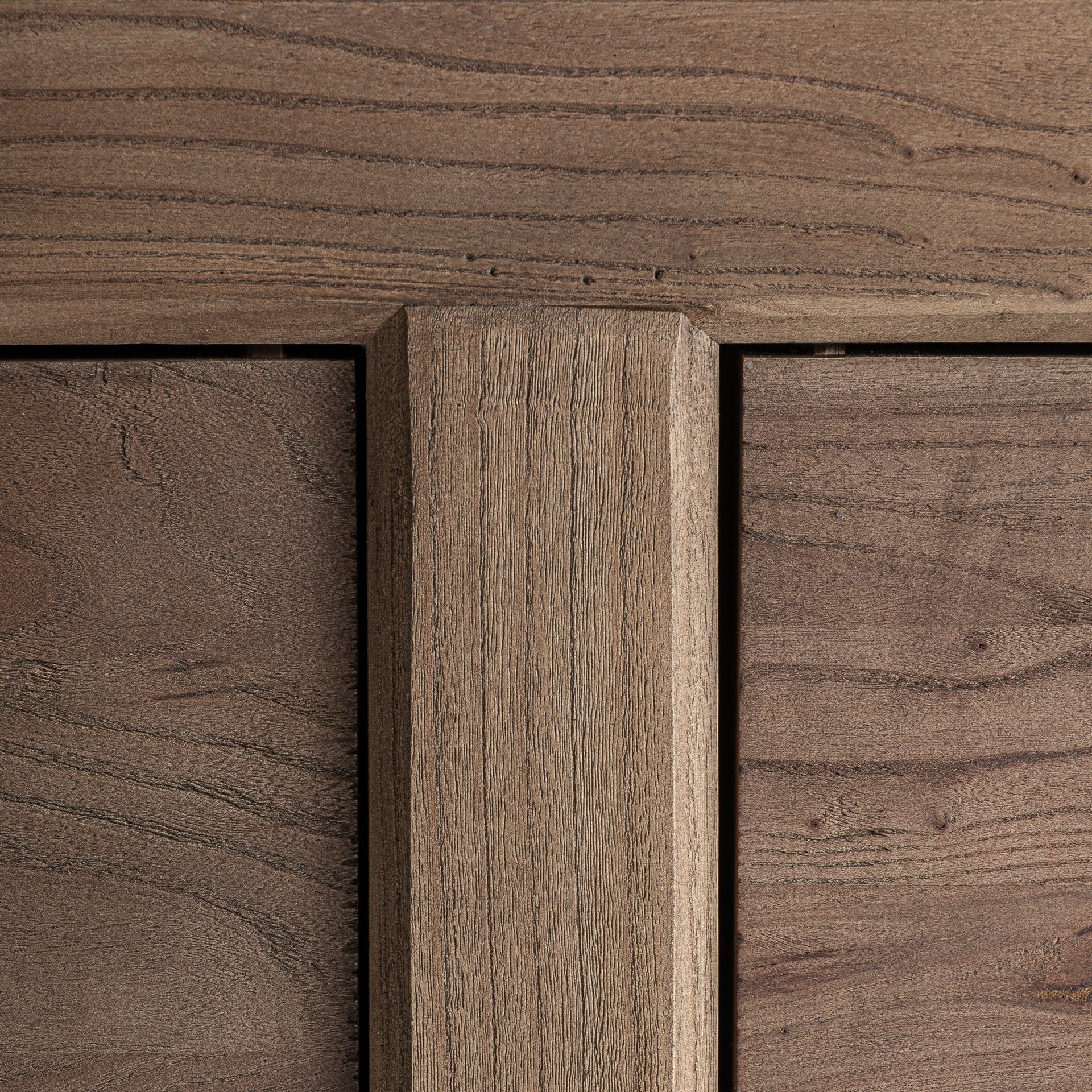 UNTZA TV-meubel van gerecycled grenenhout