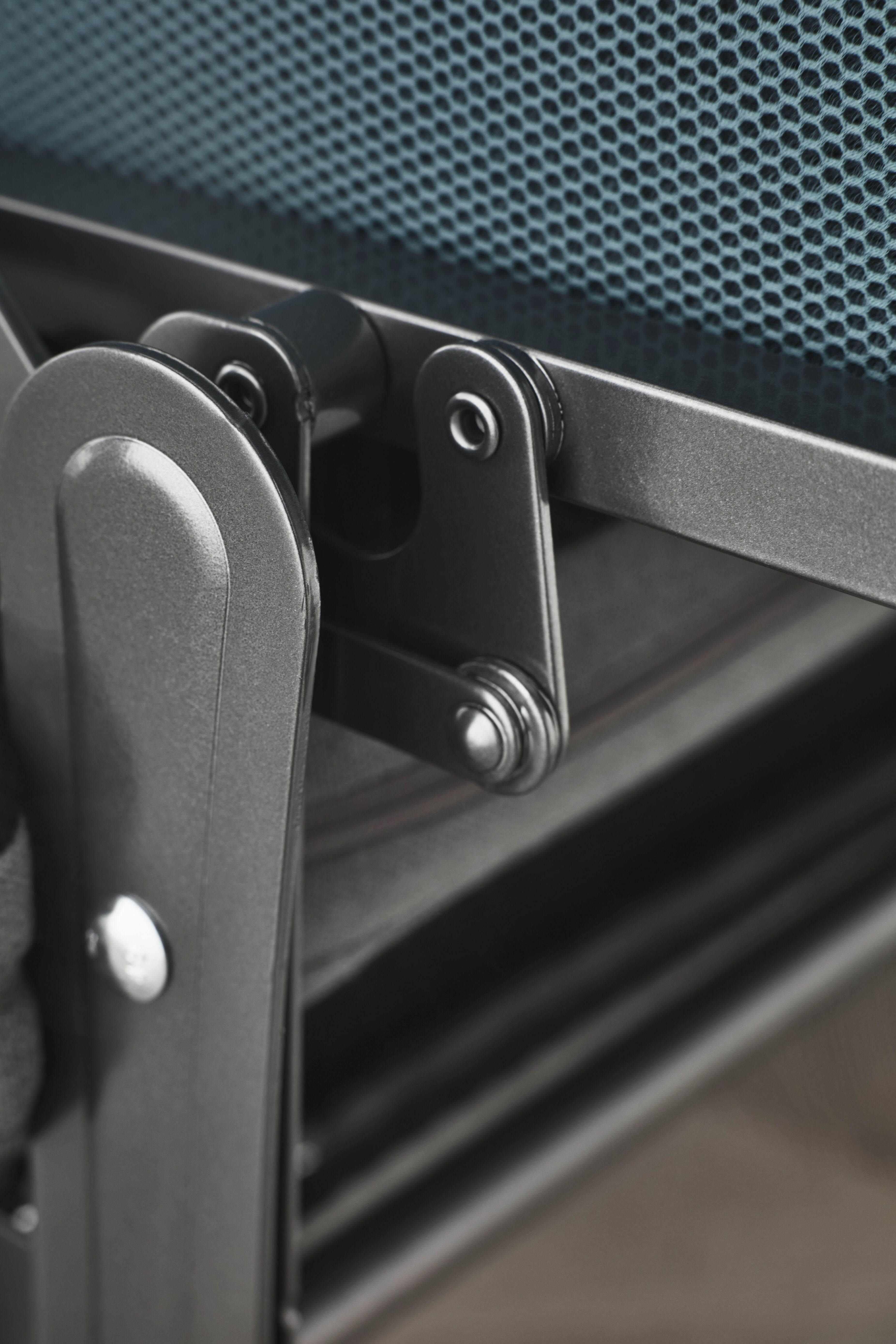 Sofa met een 2,5-zitplaats PIRA met stalen basis