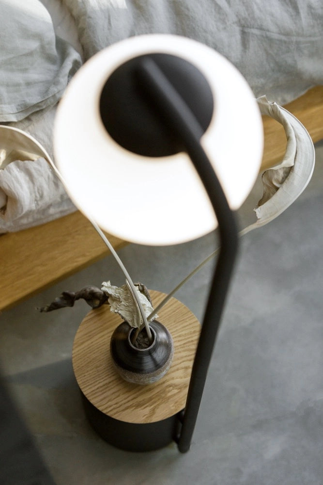 Stehlampe mit Tisch BOTANICA DECO XL schwarz