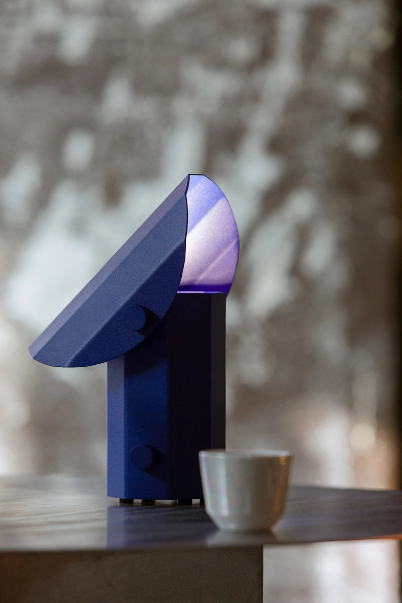 APOLIN cobalt table lamp