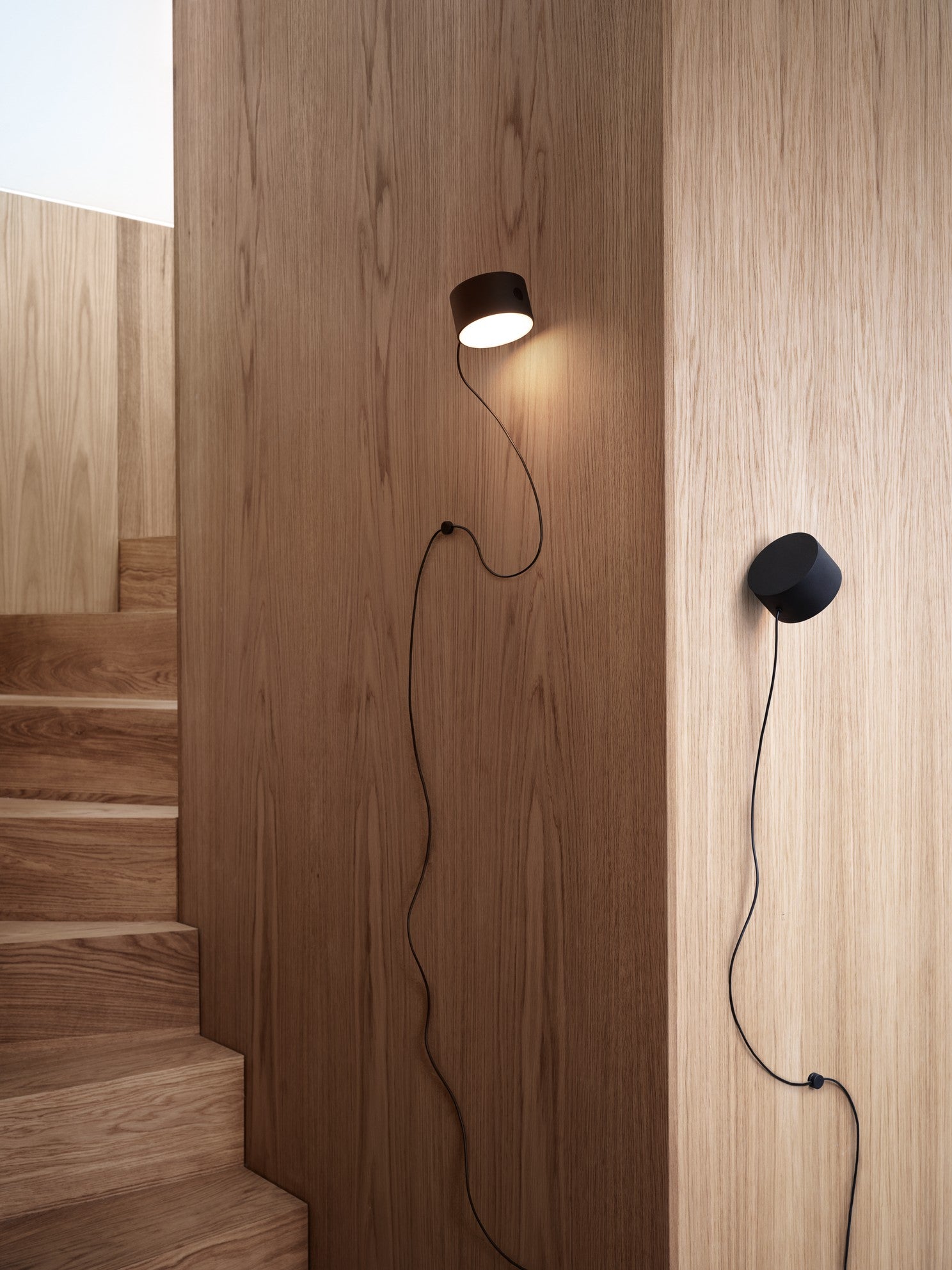 Wandlamp POST zwart