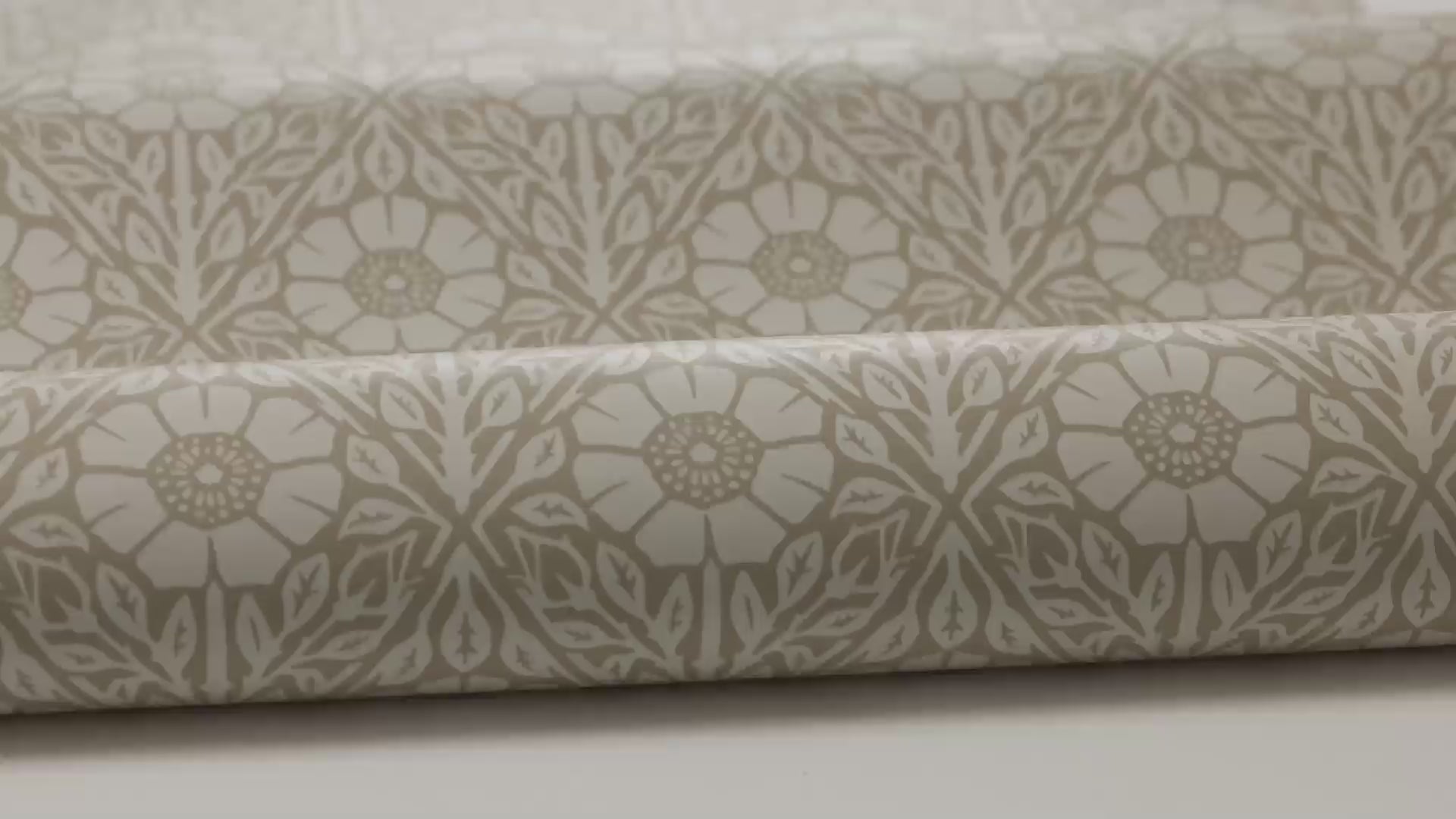 Tapete mit Pflanzenmotiv in Blumen NYPONROS braun mit Weiß