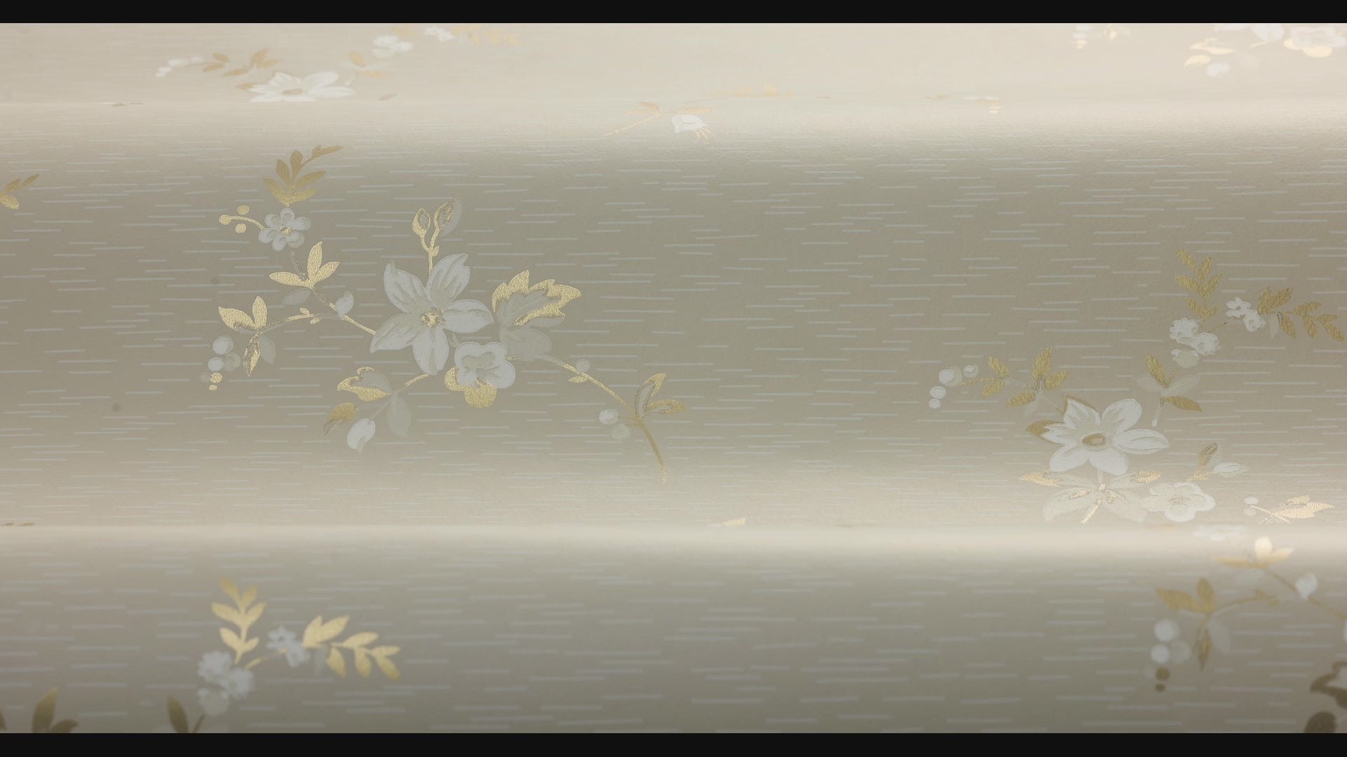 Tapete mit Pflanzenmotiv SAGA beige mit Gold