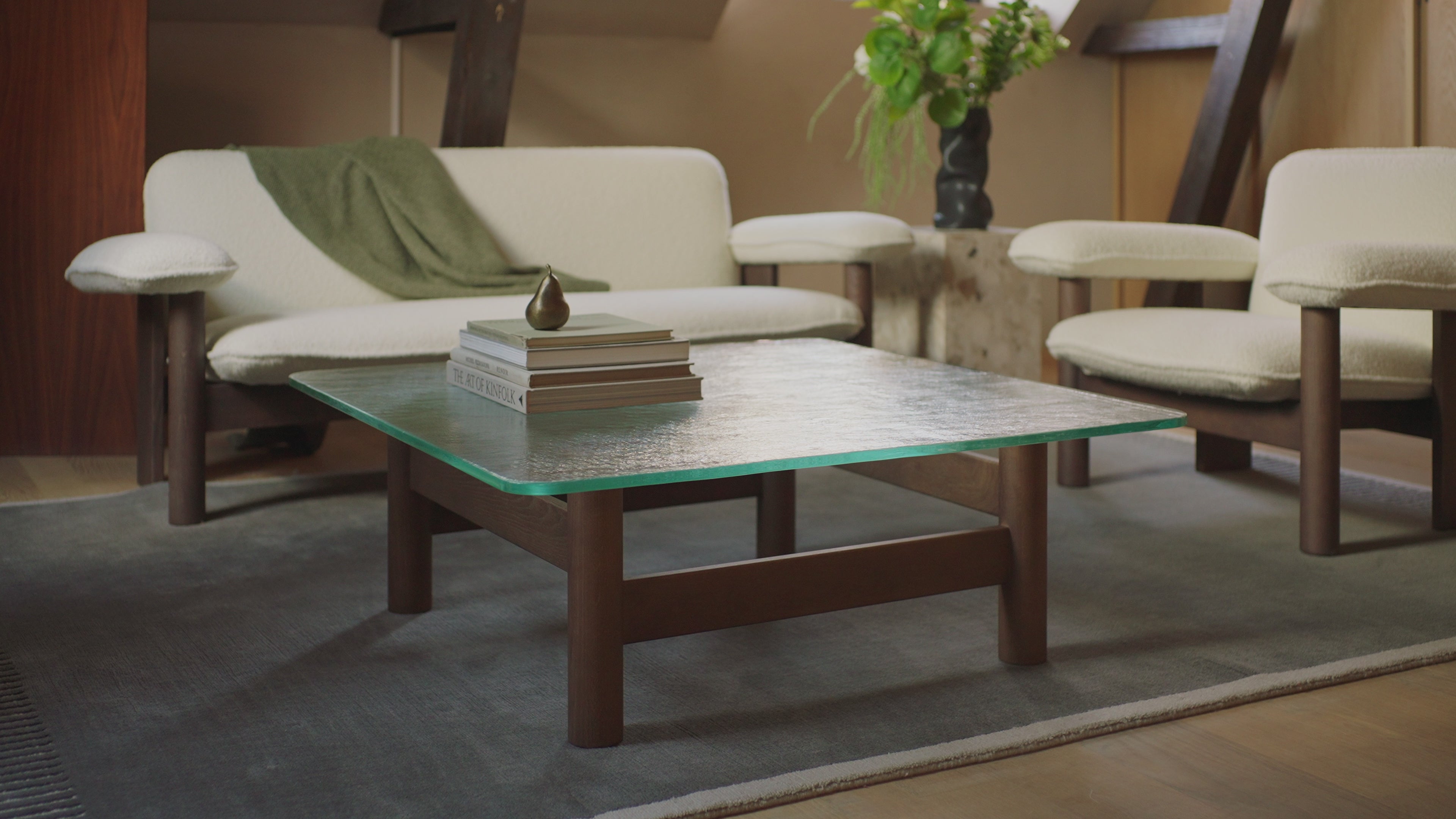 BRASILIA coffee table with glass top and dark oak base