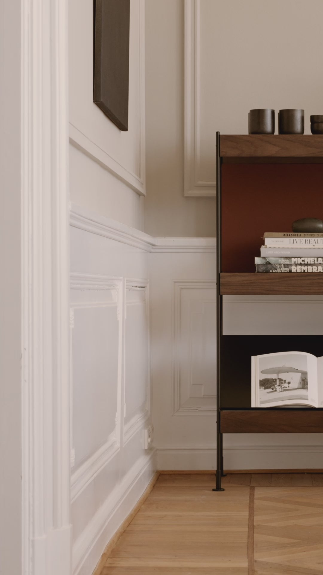 Regal ZET aus schwarzem Eichenholz mit schwarzem Rahmen