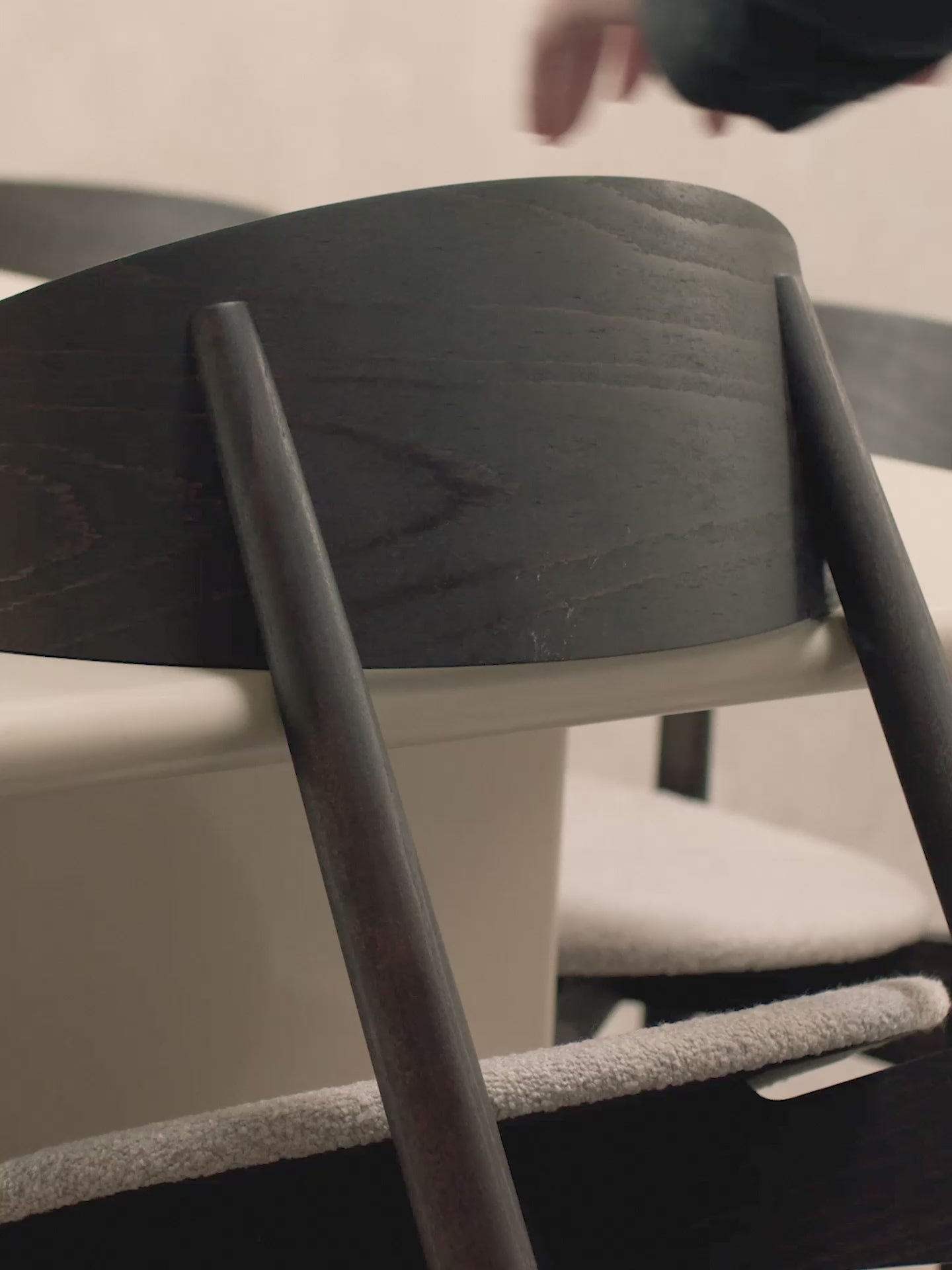 Krzesło HERMAN WOOD bielony buk – ferm LIVING