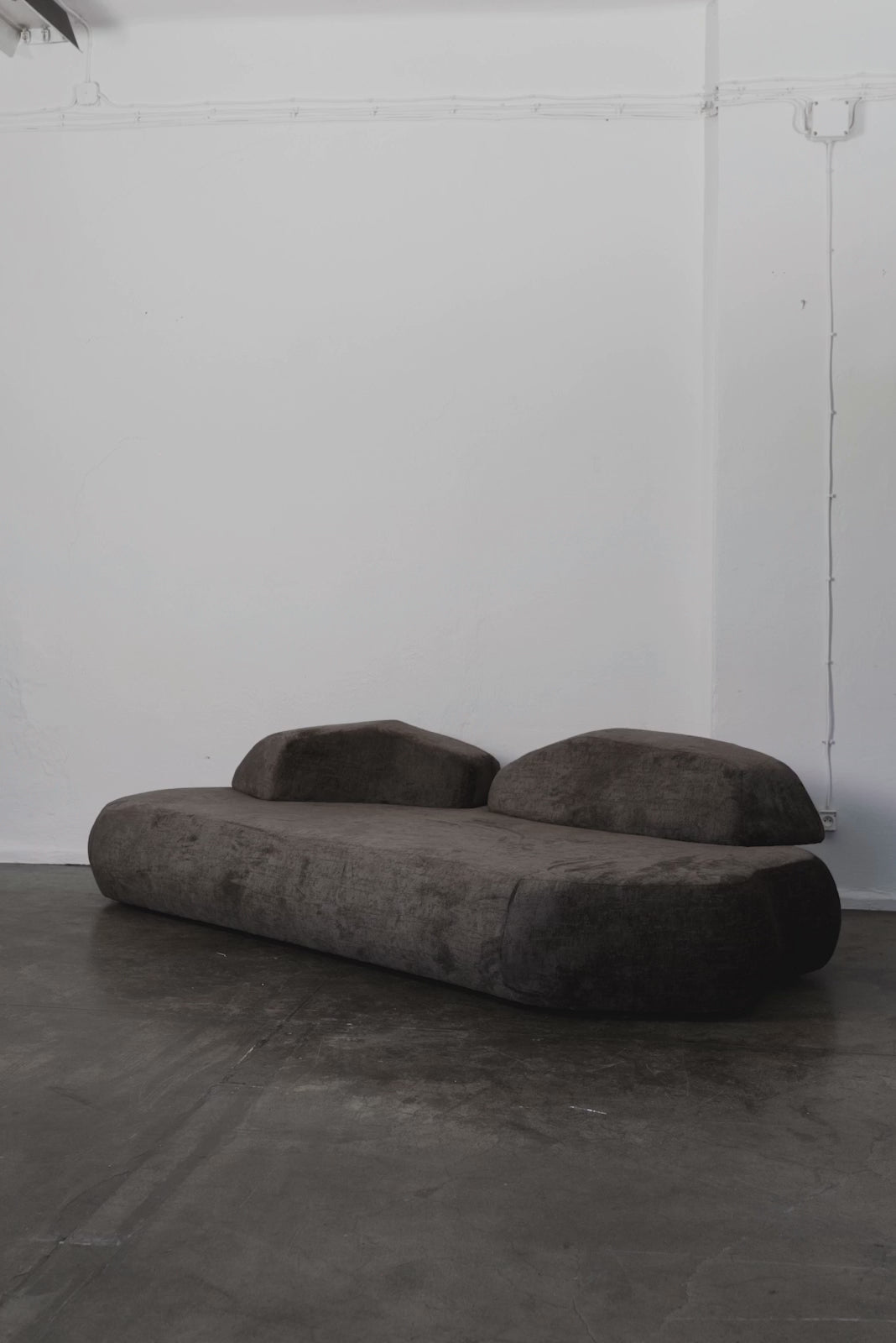 Sofa MONUMENT NO 1 gepolstert