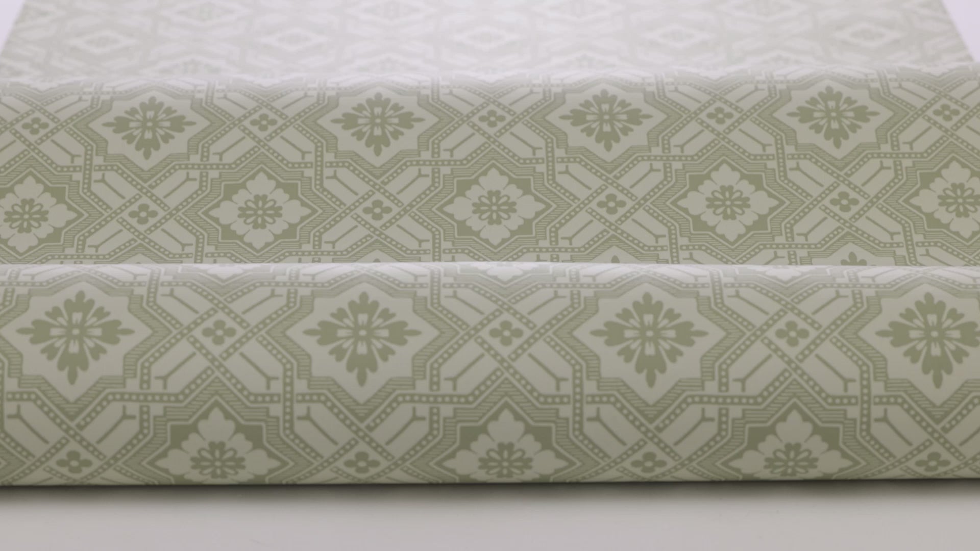 Non-woven paper wallpaper with geometric pattern FRIEDRICH green and white