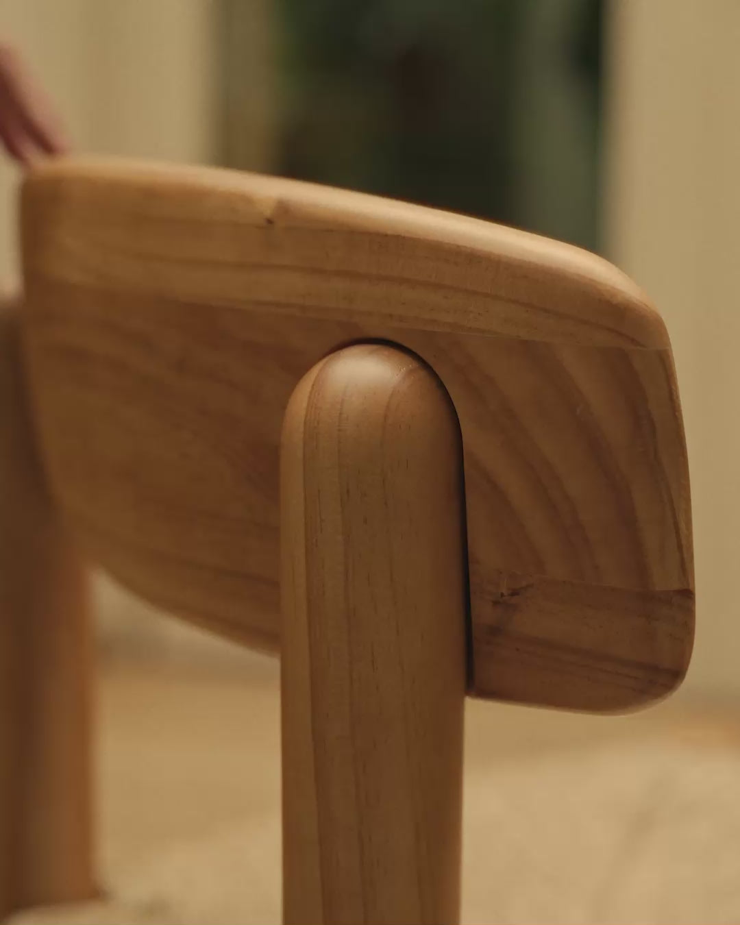 Krzesło DAUMILLER drewno sosnowe z plecionym siedziskiem