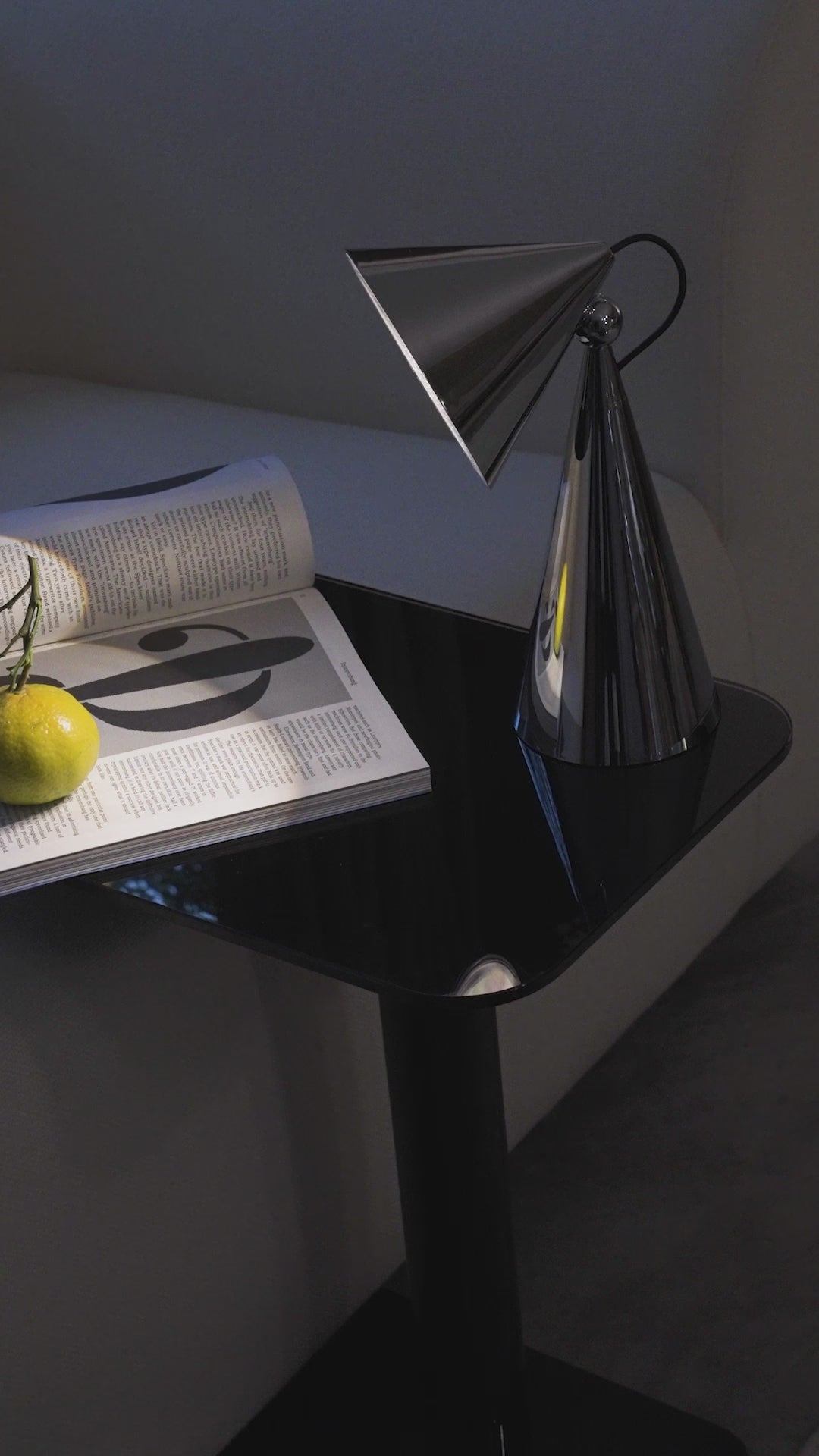 Portable table lamp POSE gray