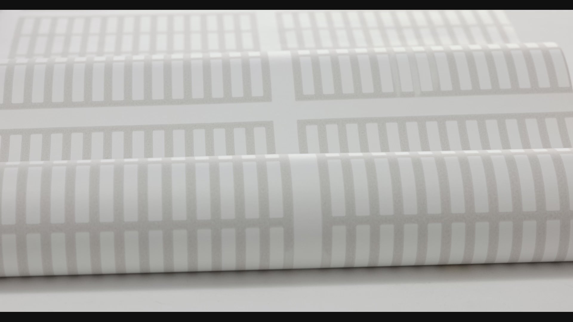 ALVAR AALTO 14/6 White and Gray Geometric Pattern Wallpaper