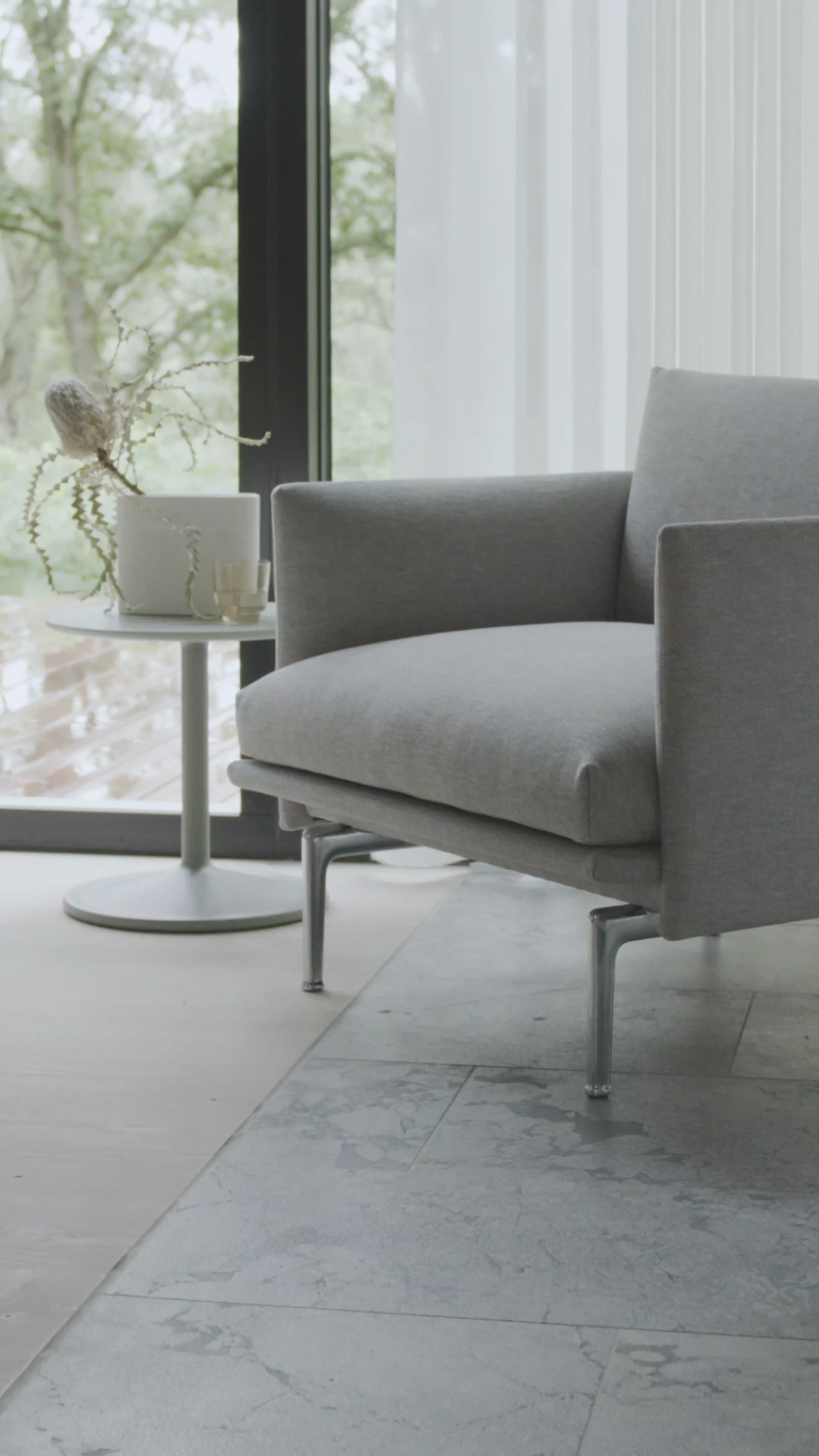 Personalisierter OUTLINE Sessel