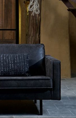 Schwarzer Öko -Leder -Sessel