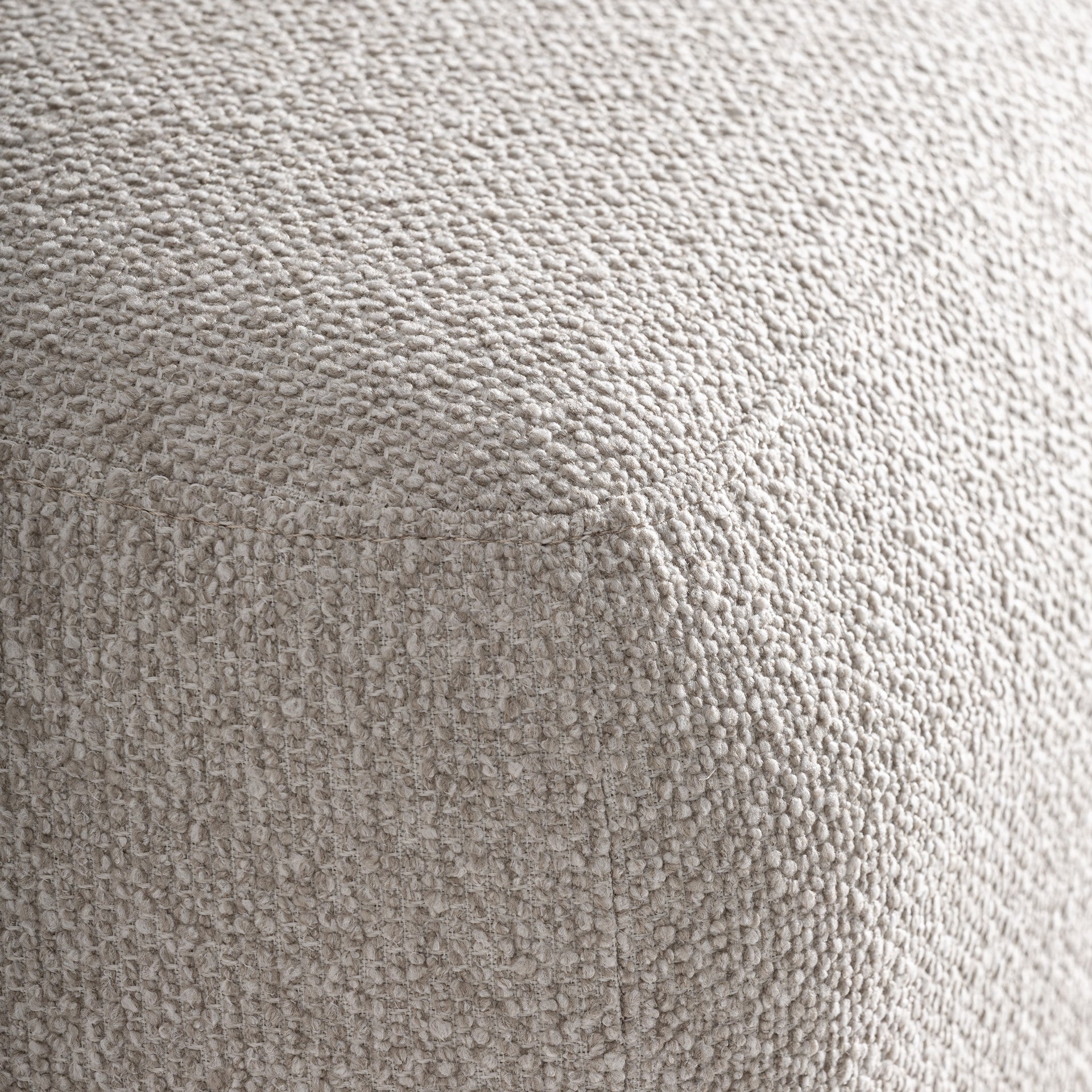 Puff SASI gebrochenes Weiß