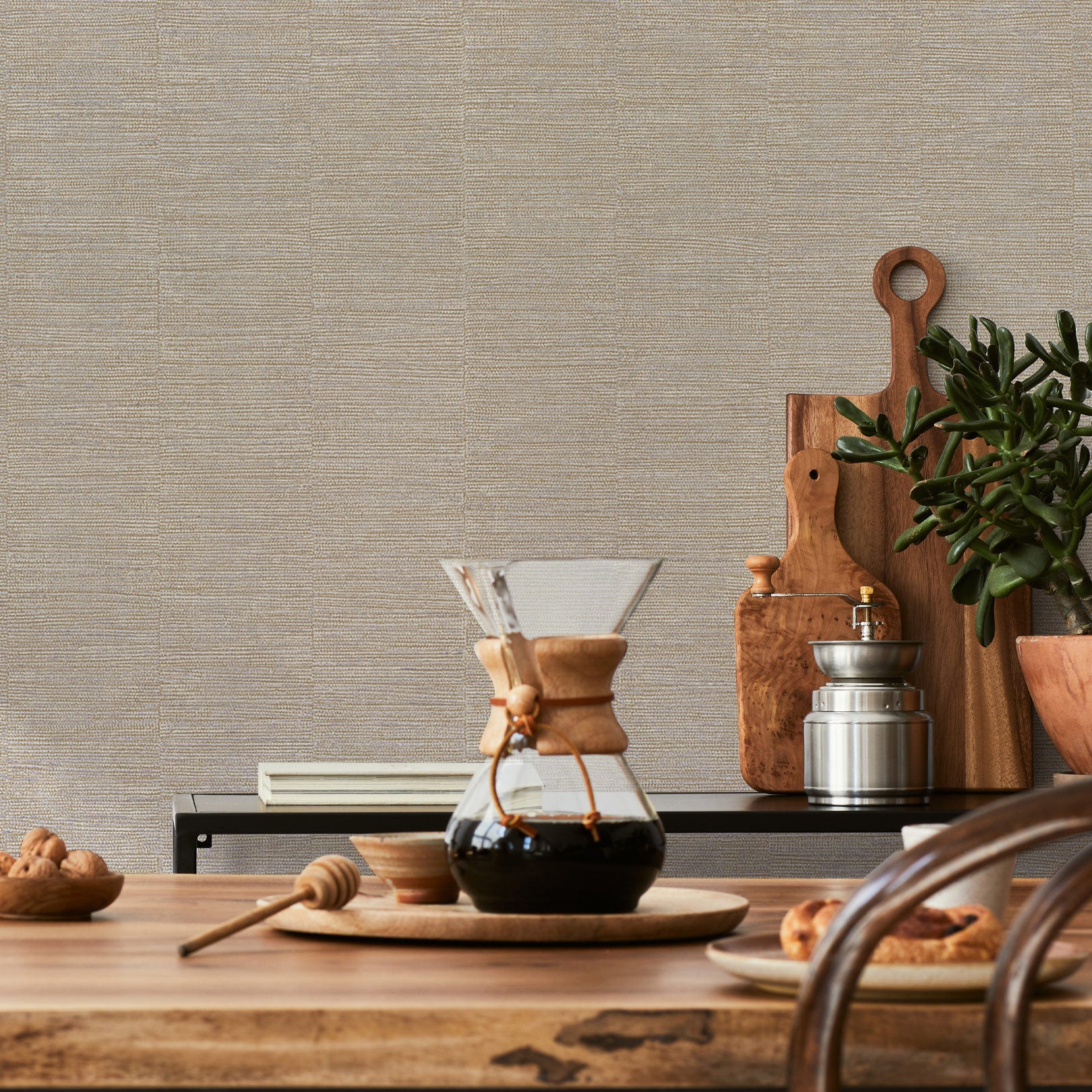 Strukturierte metallische Tapete in Streifen SCANDIUM - SABLE/ARGENT beige