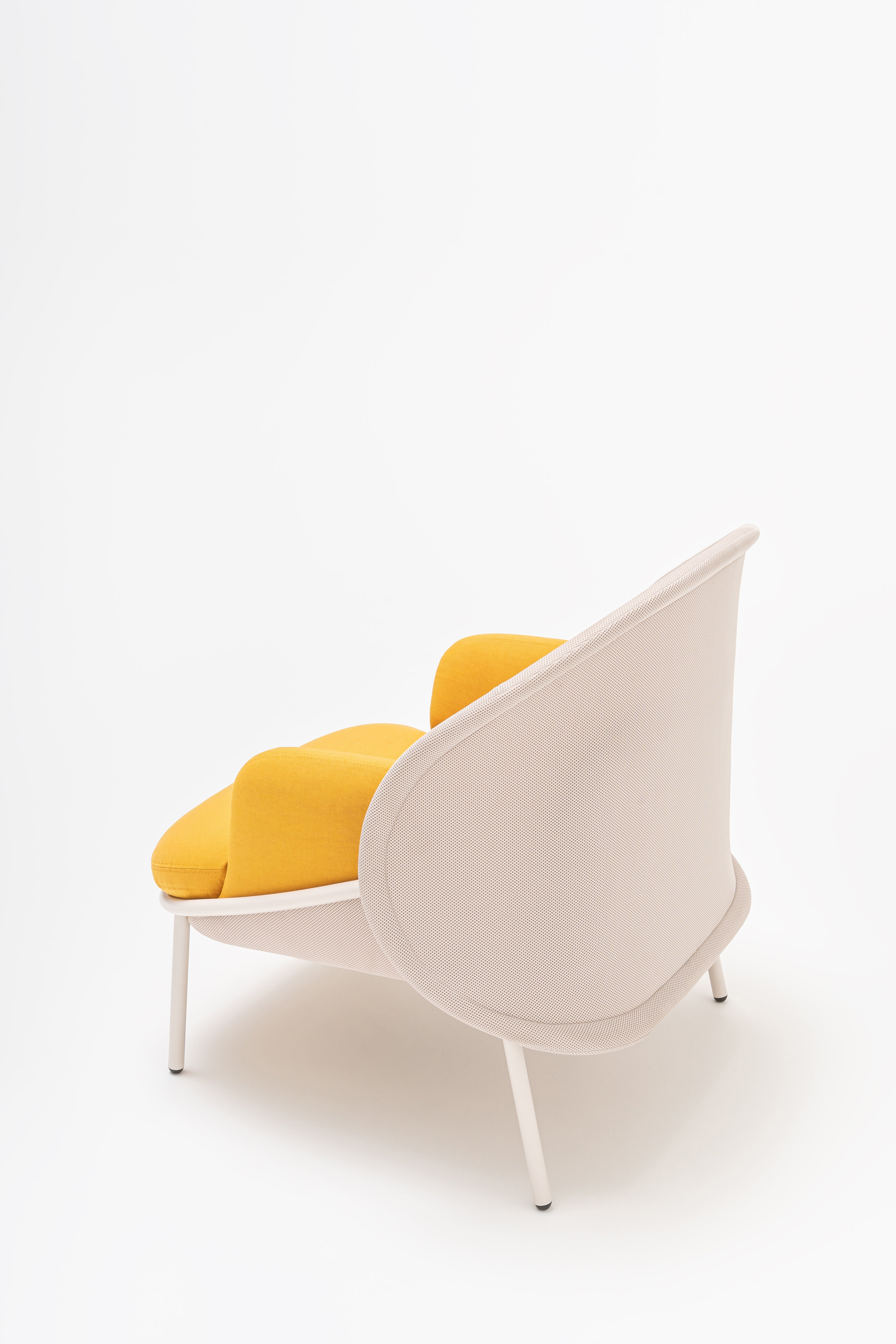 Fauteuil met lage rugleuning MESH beige