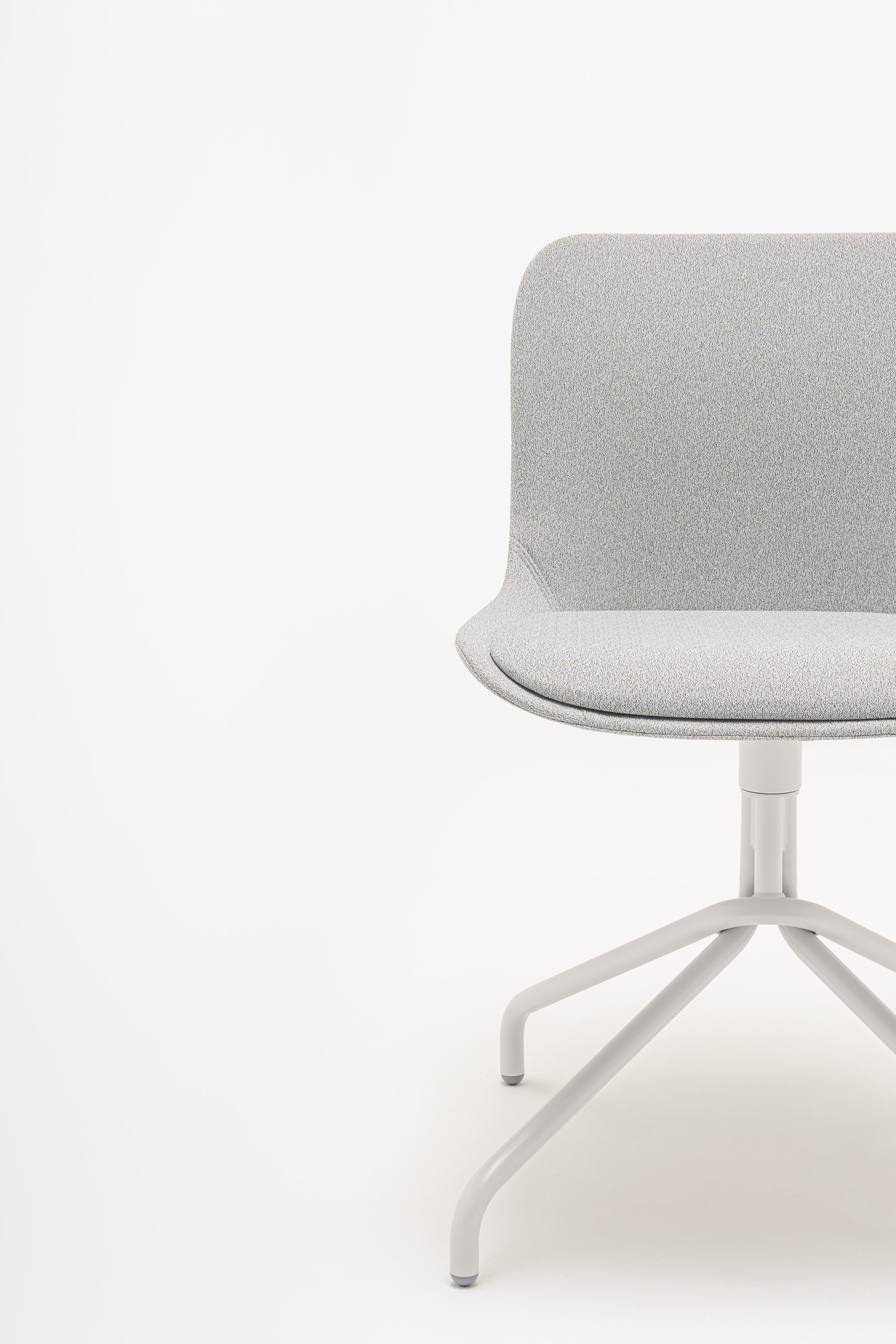 Draaistoel BALTIC 2 CLASSIC met metalen basis