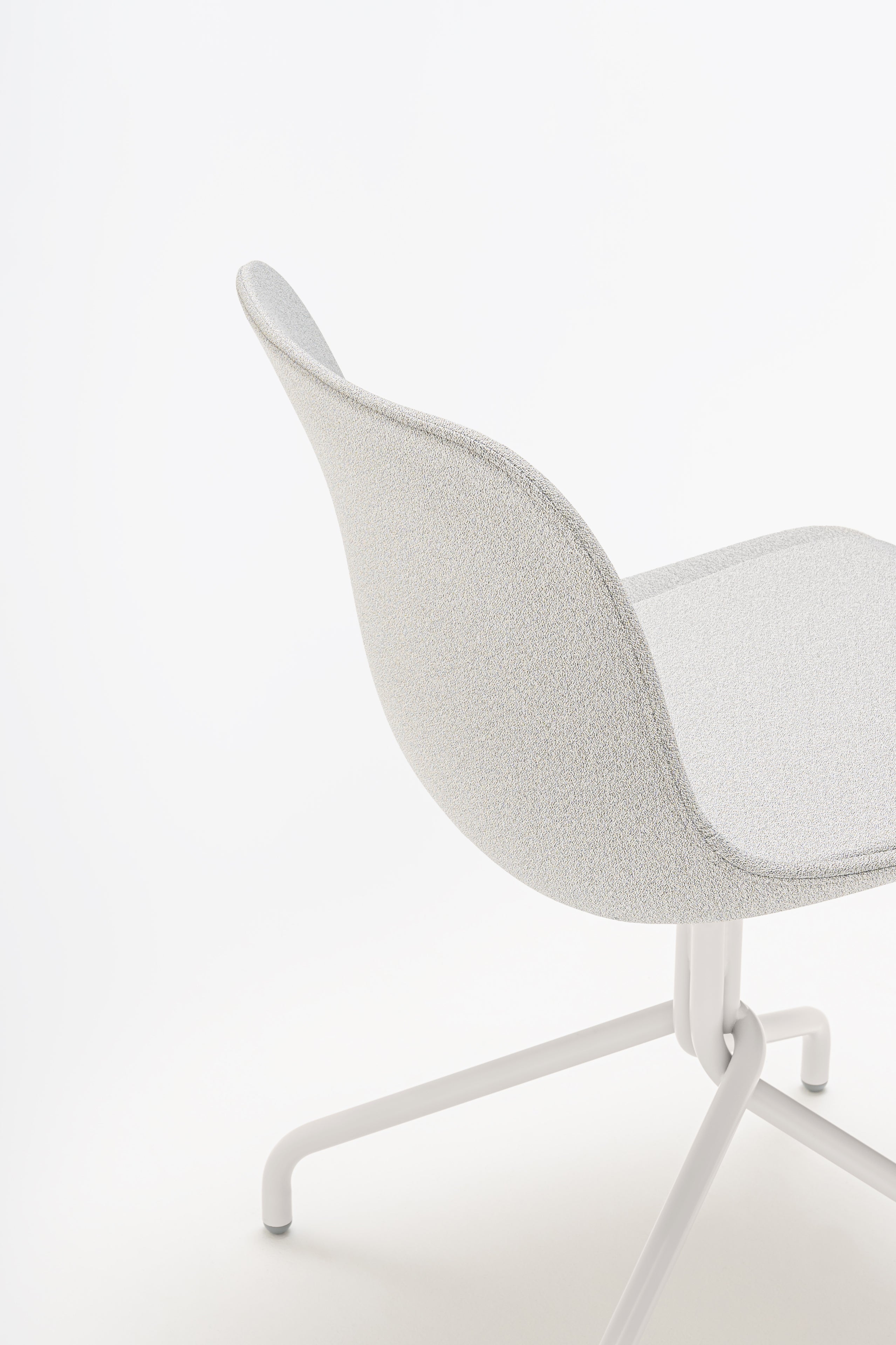 Draaistoel BALTIC 2 CLASSIC met metalen basis