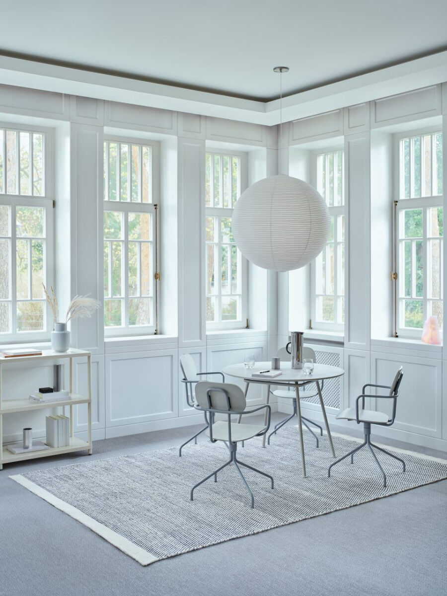 Krzesło obrotowe NEW SCHOOL beżowy [Milena] MDD    Eye on Design