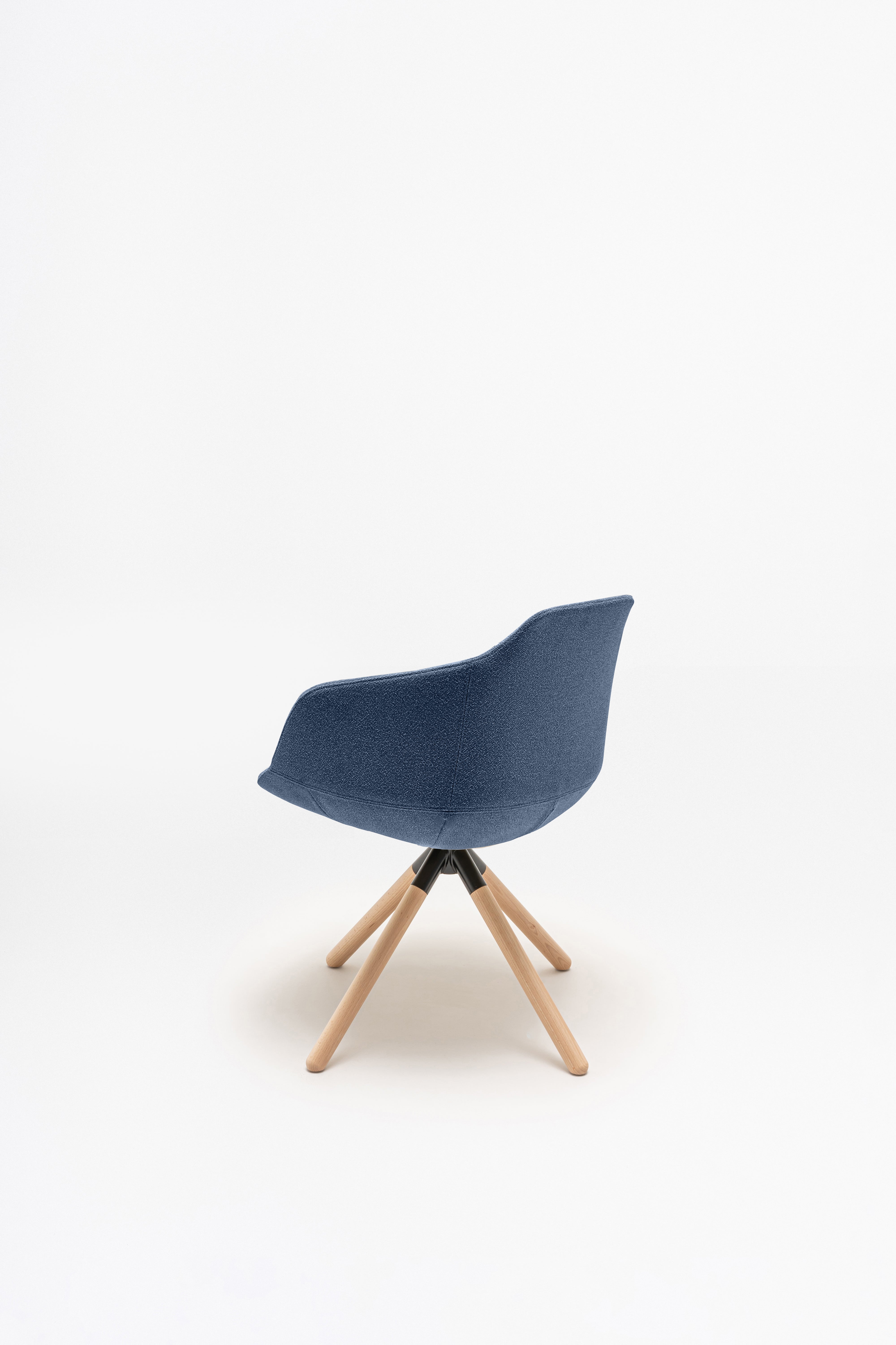 Office chair Ultra wooden base