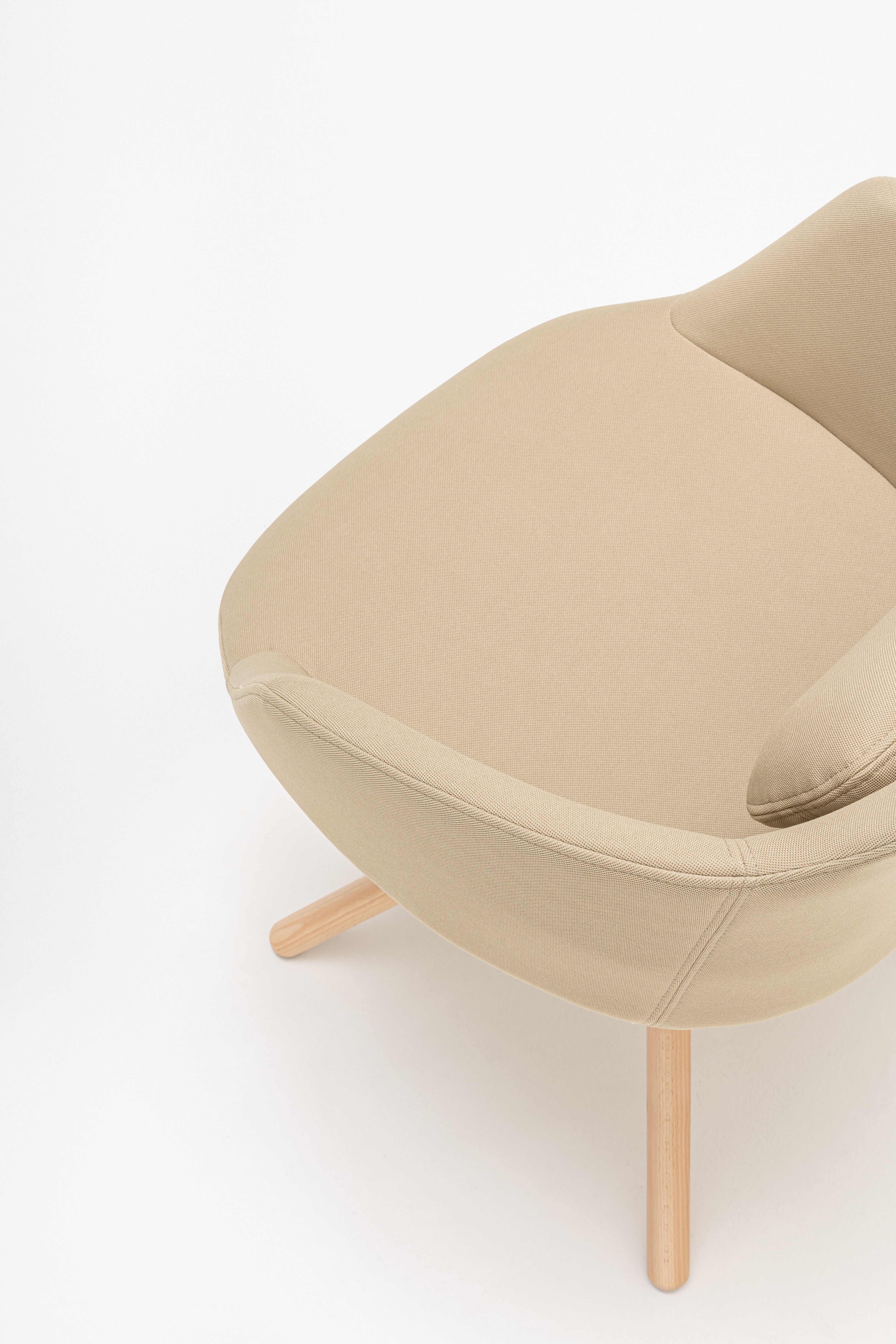 Office chair Ultra wooden base