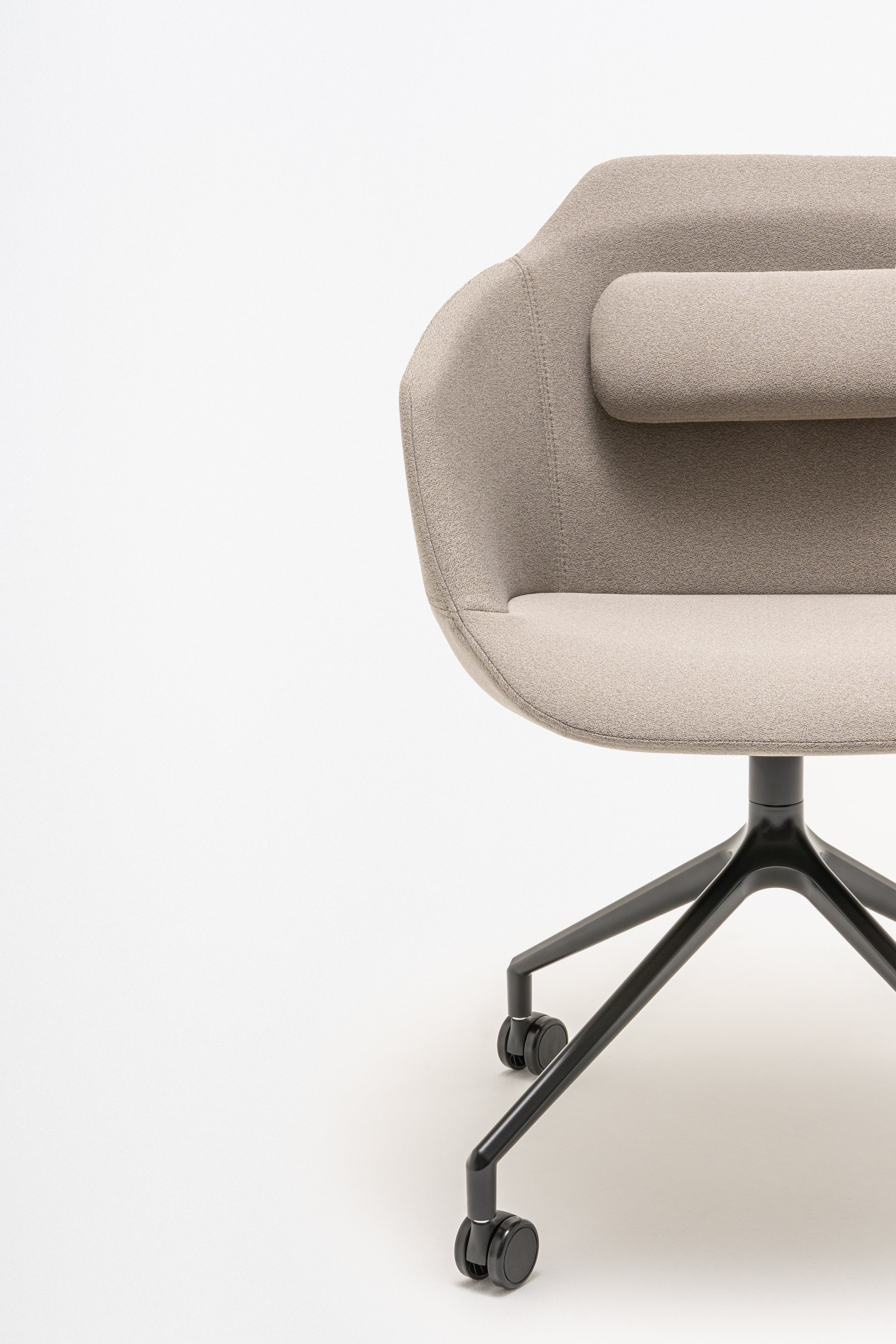 Office chair Ultra base of the cross with wheels to the soft surface