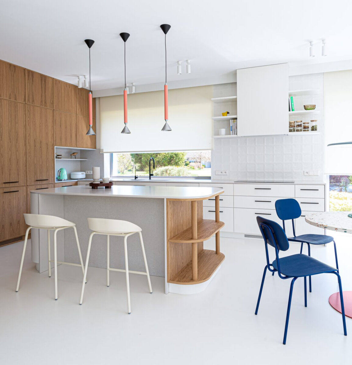 Stoel NEW SCHOOL beige basis