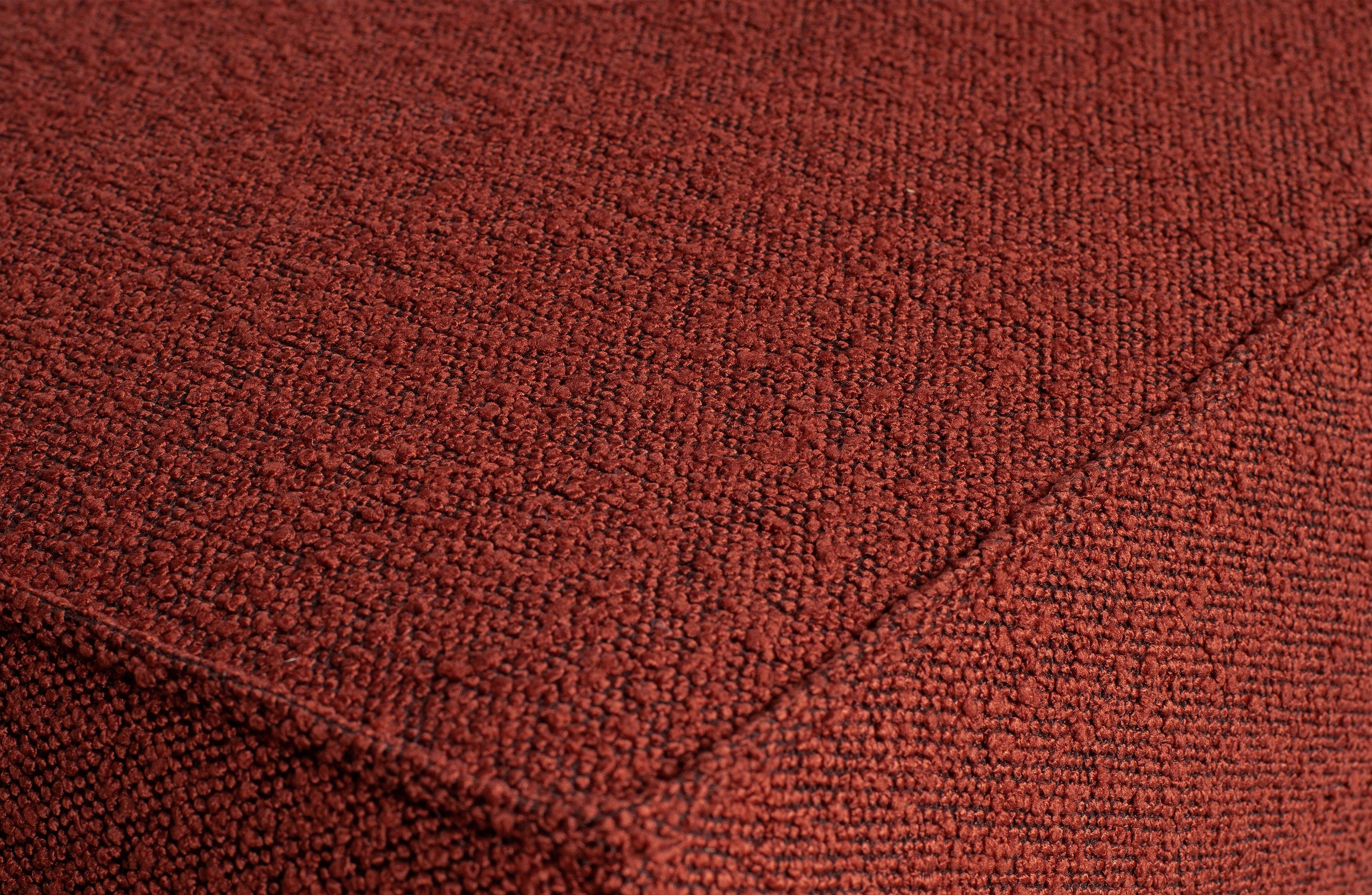 Sofa 4-osobowa STATEMENT boucle kasztanowy do salonu – Woood