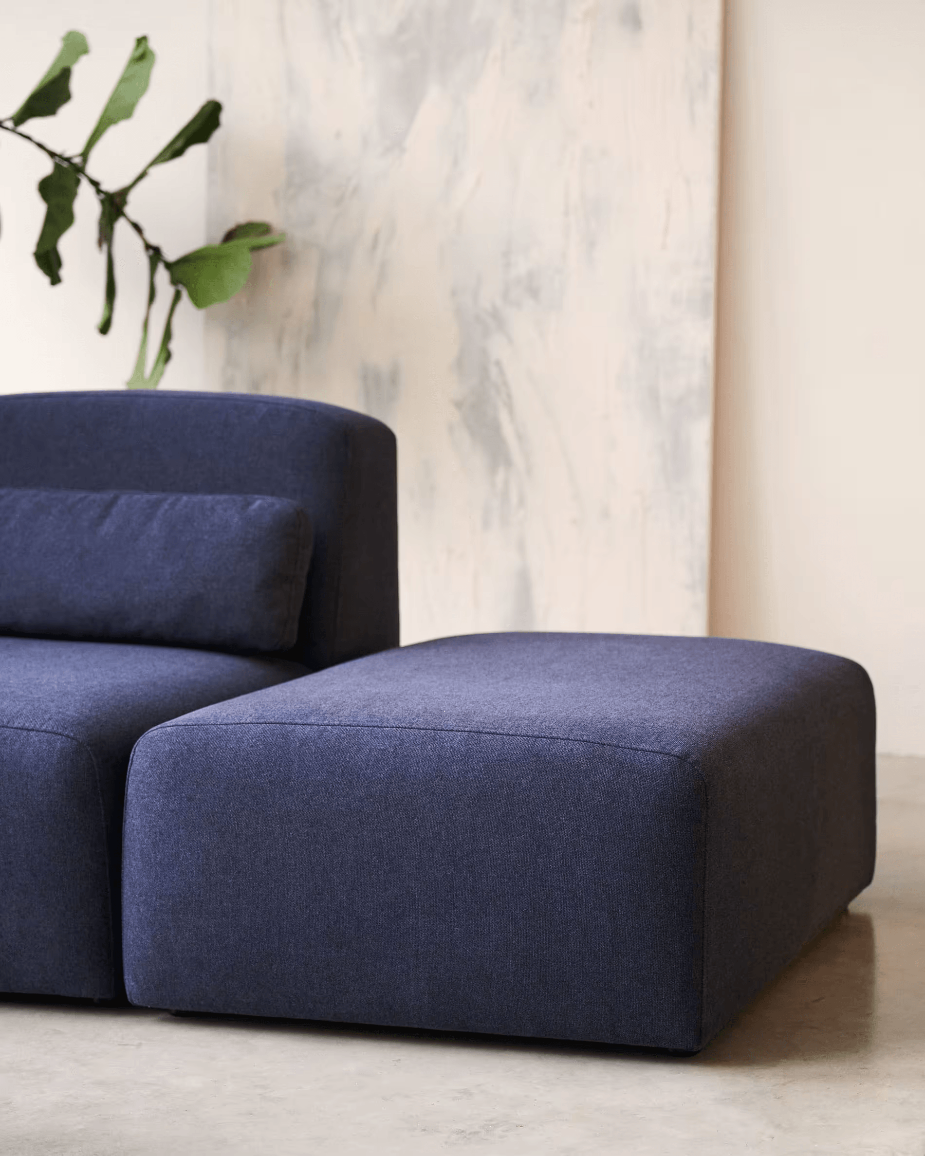 Sofa modułowa NEOM - puf niebieski do salonu – Kave Home