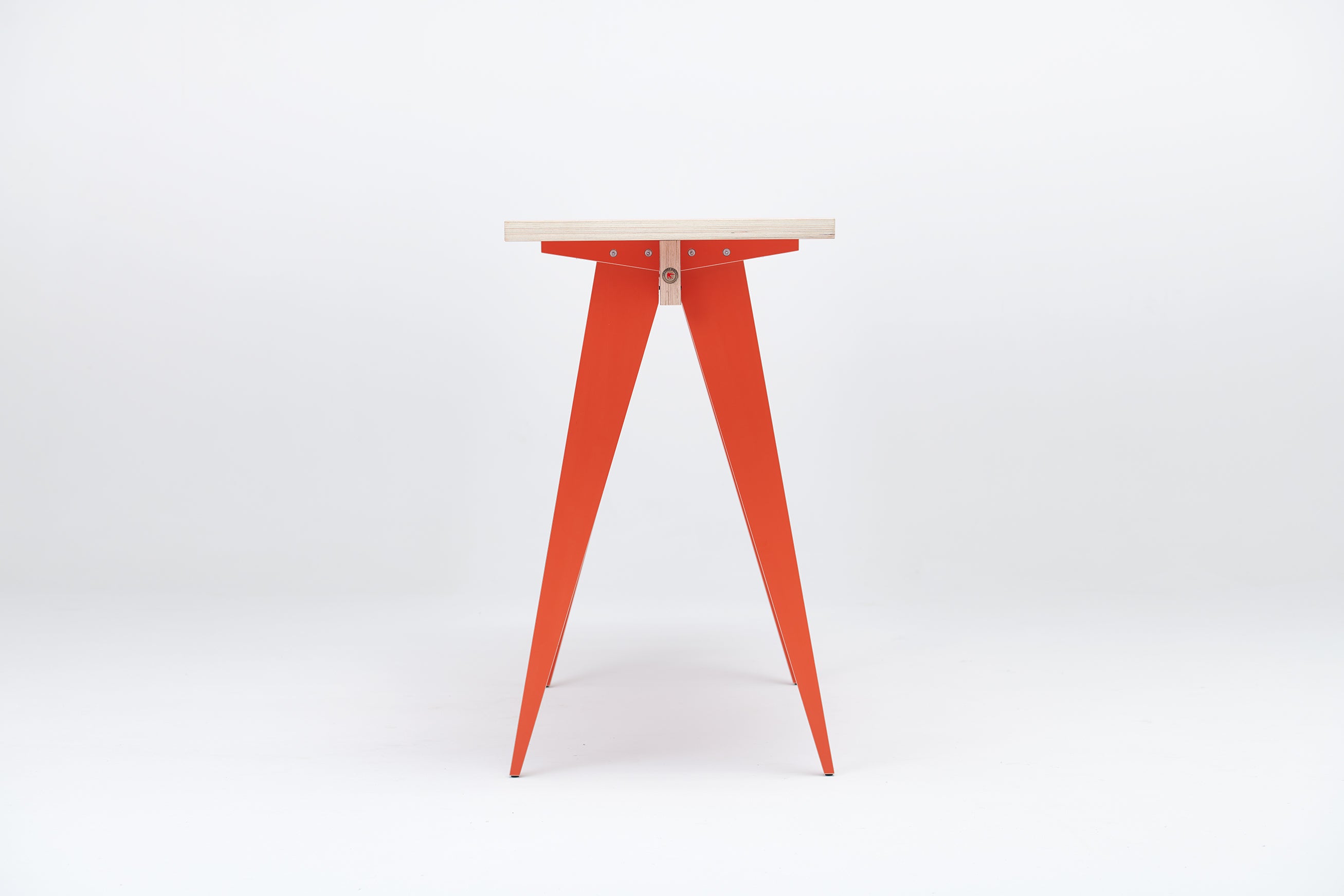 ST CALIPERS SHARE table red