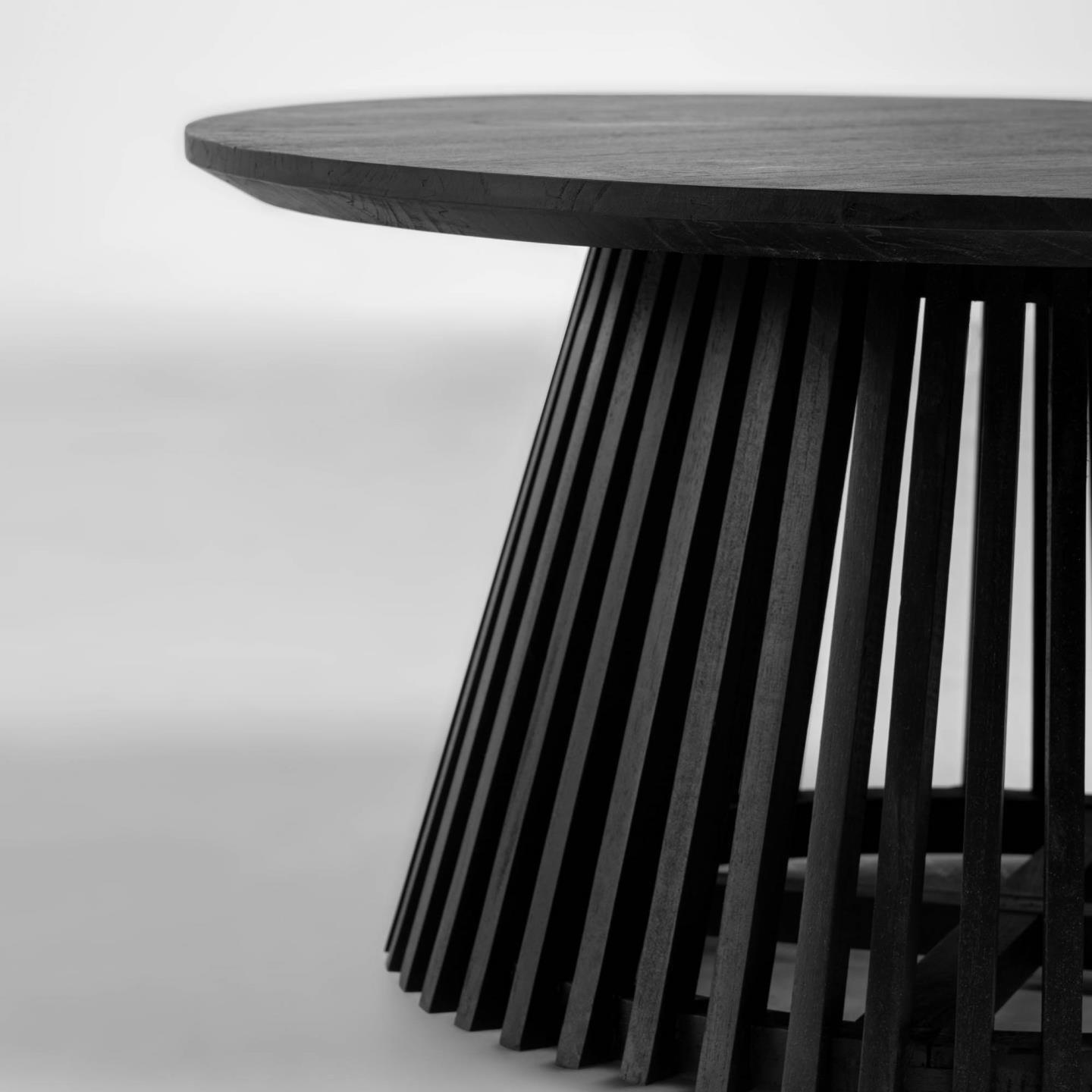 Stolik kawowy JEANETTE czarne drewno mindi La Forma    Eye on Design