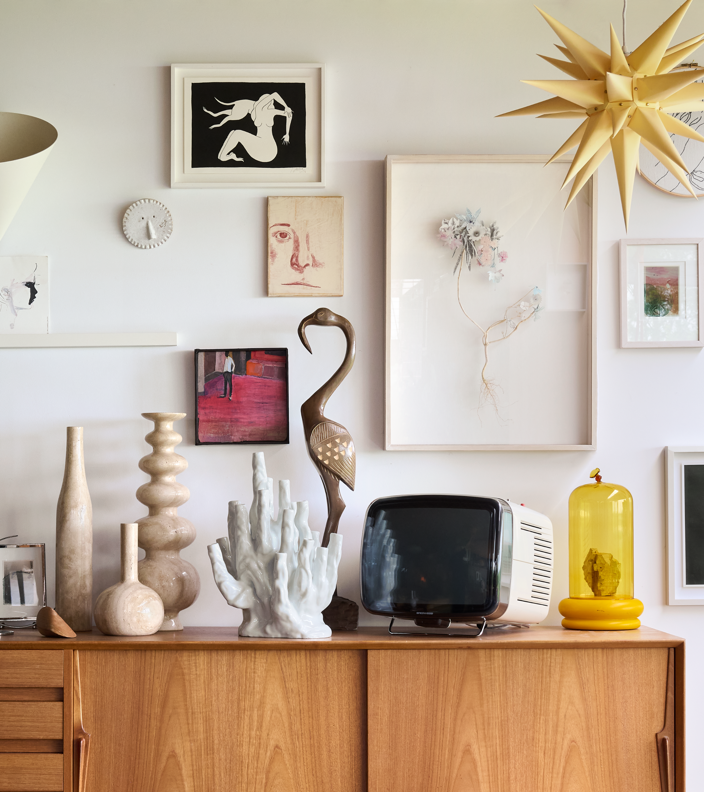 BALLOON decoration yellow