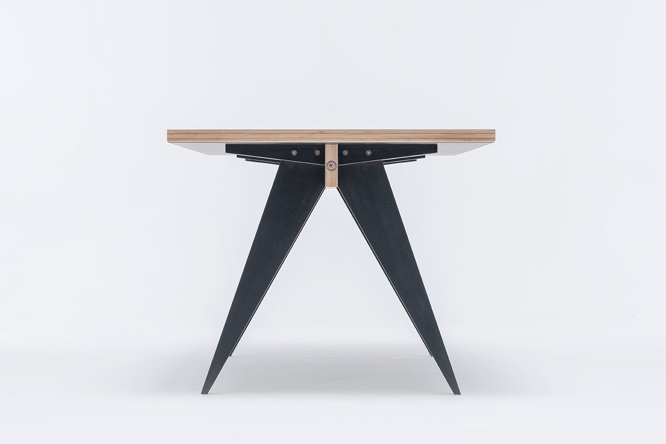 ST CALIPERS black table