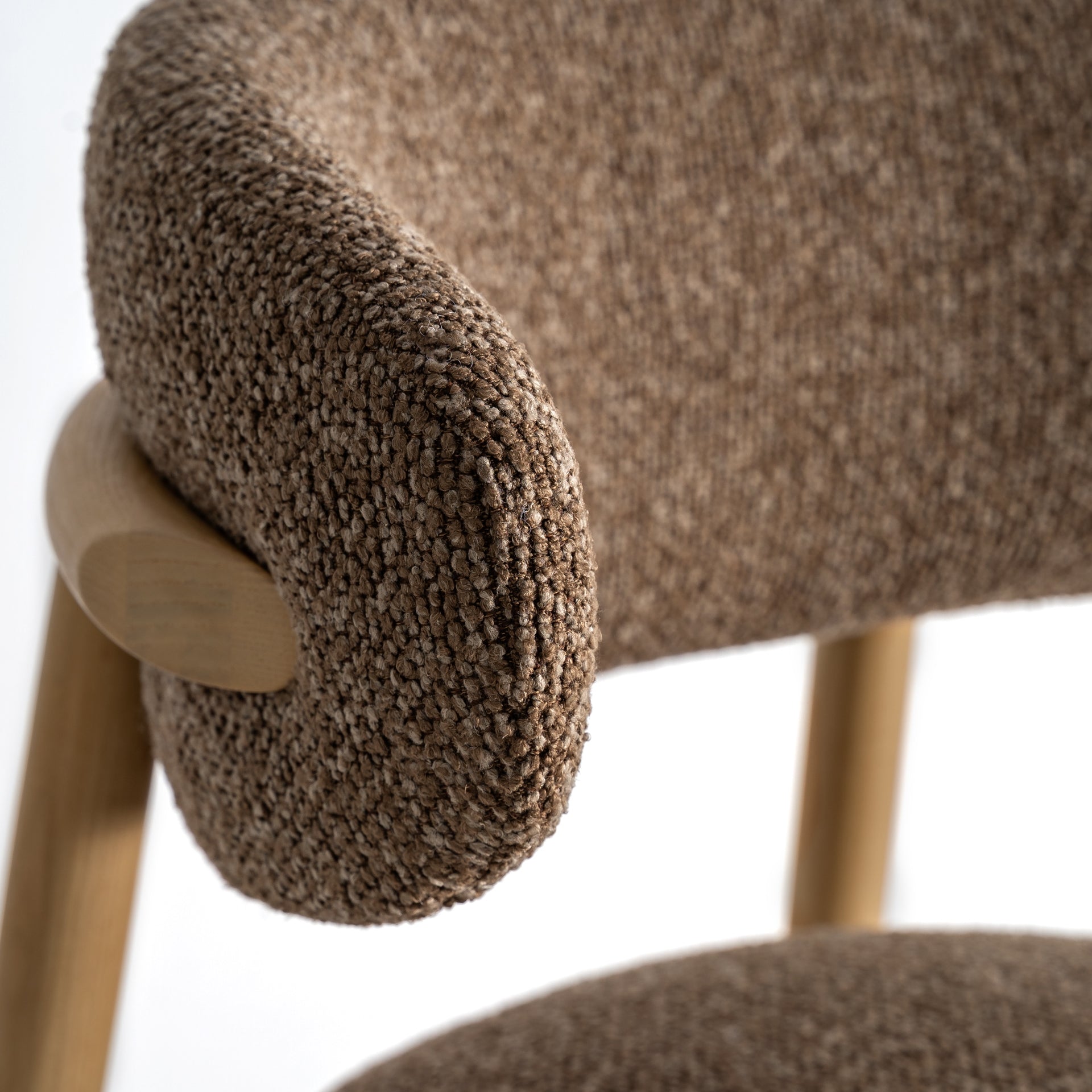 Barstuhl ERLEC braun mit Eschenbasis