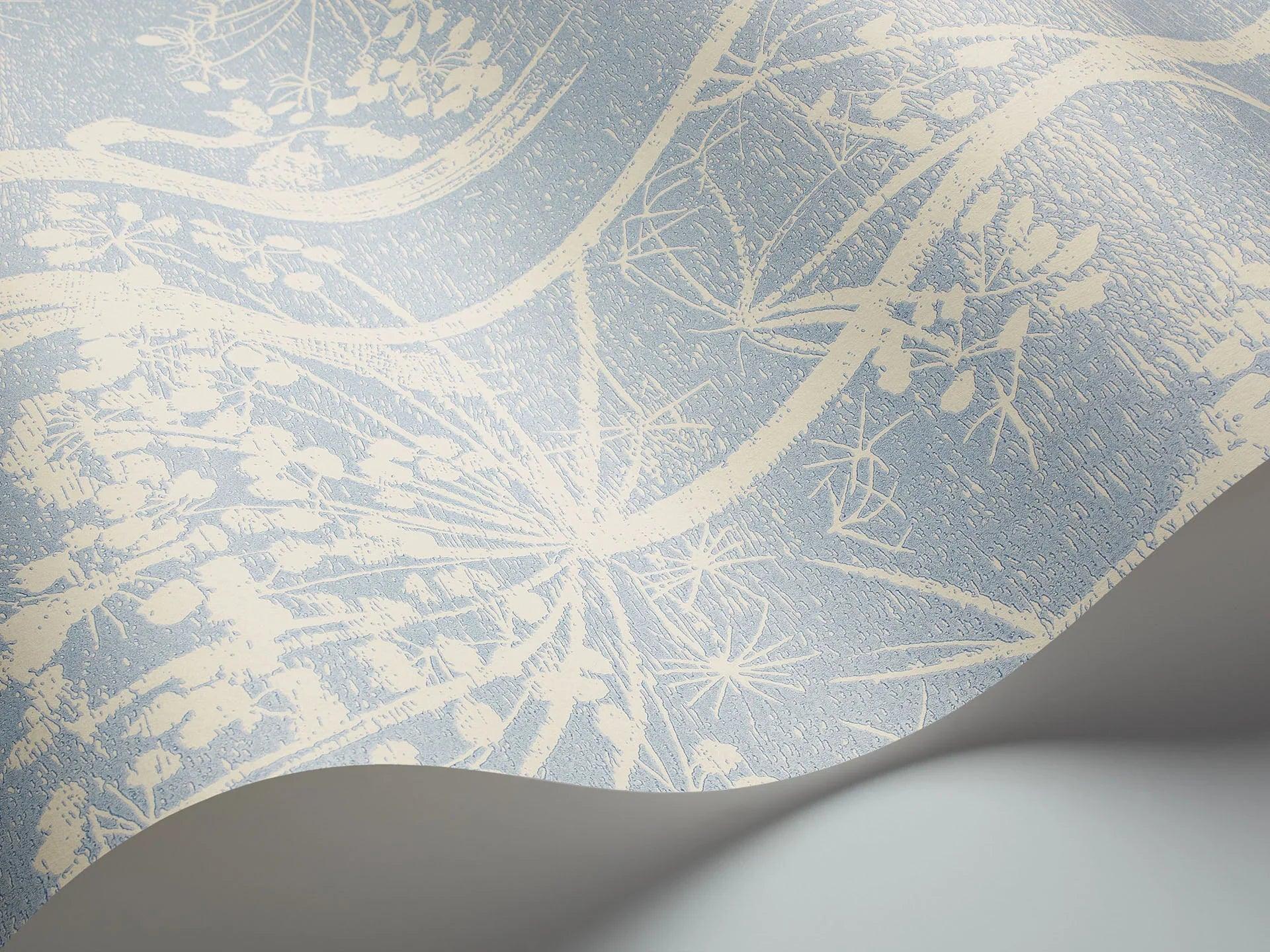 Tapeta CONTEMPORARY COLLECTION - Cow Parsley błękit Cole & Son    Eye on Design