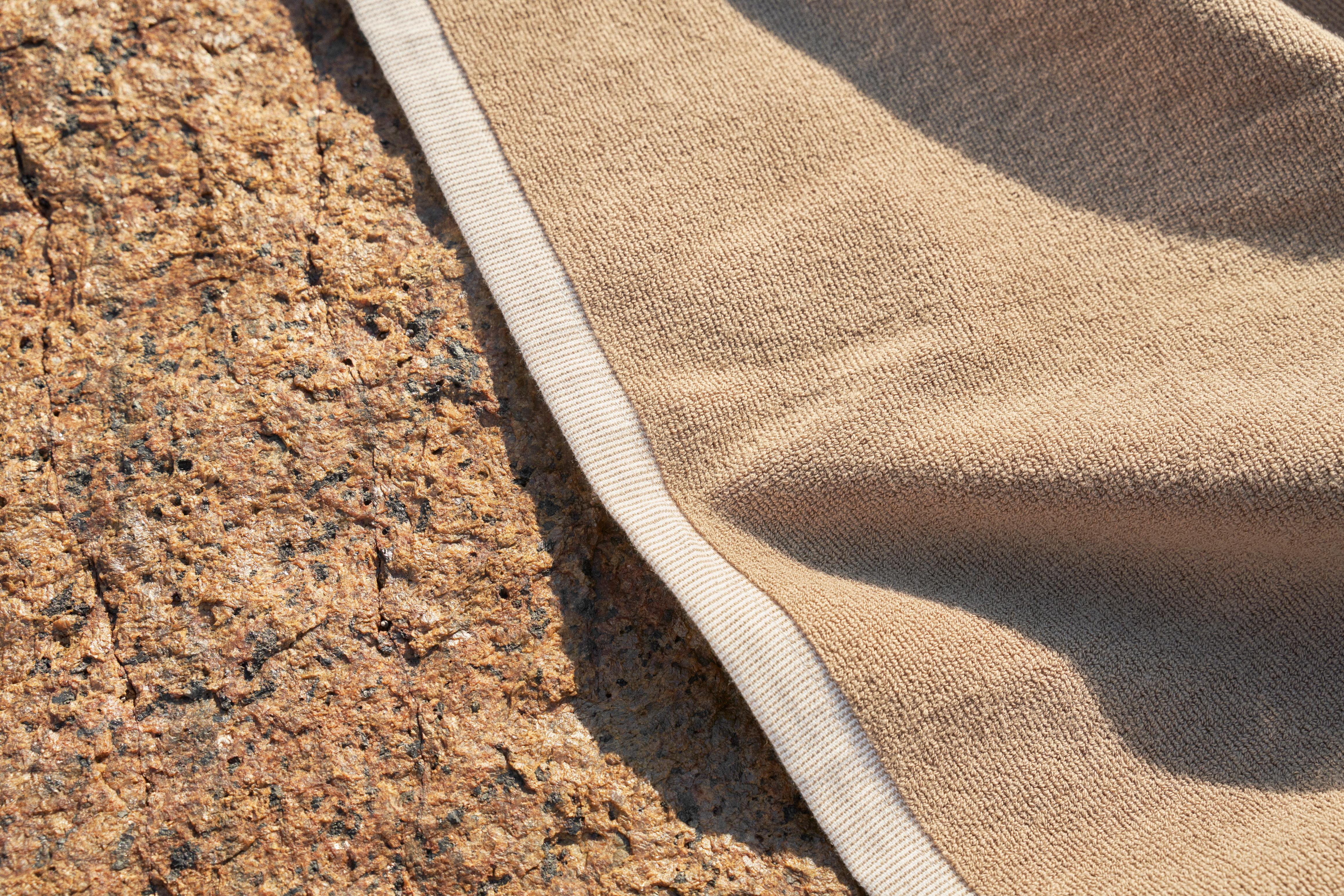 VIPP towel taupe cotton