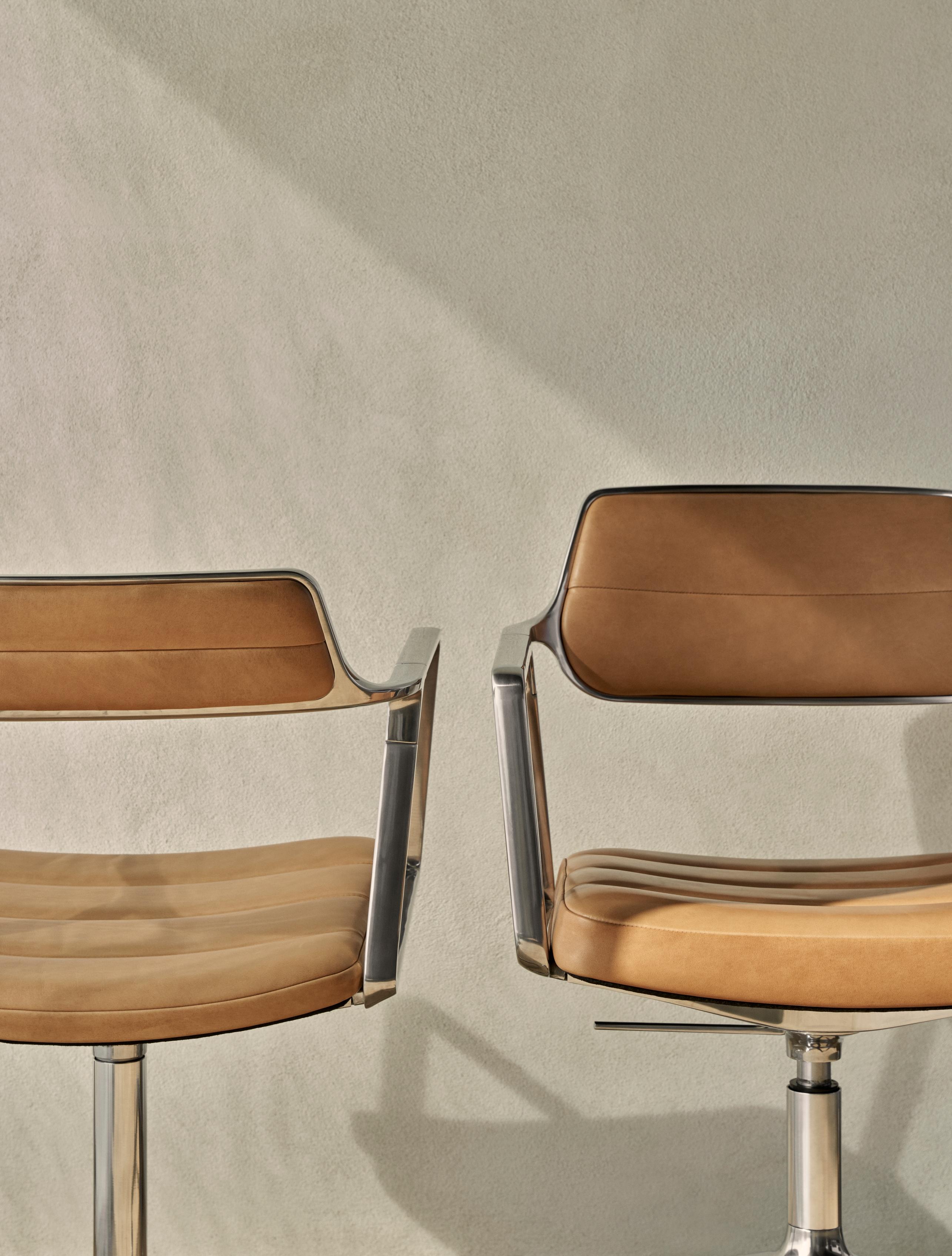 Bürostuhl 453+ karamellfarbene Leder mit Metallbasis