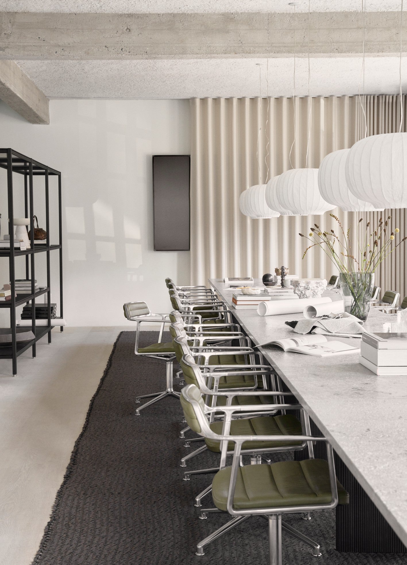 Bureau stoel 452 groene leer met metalen basis
