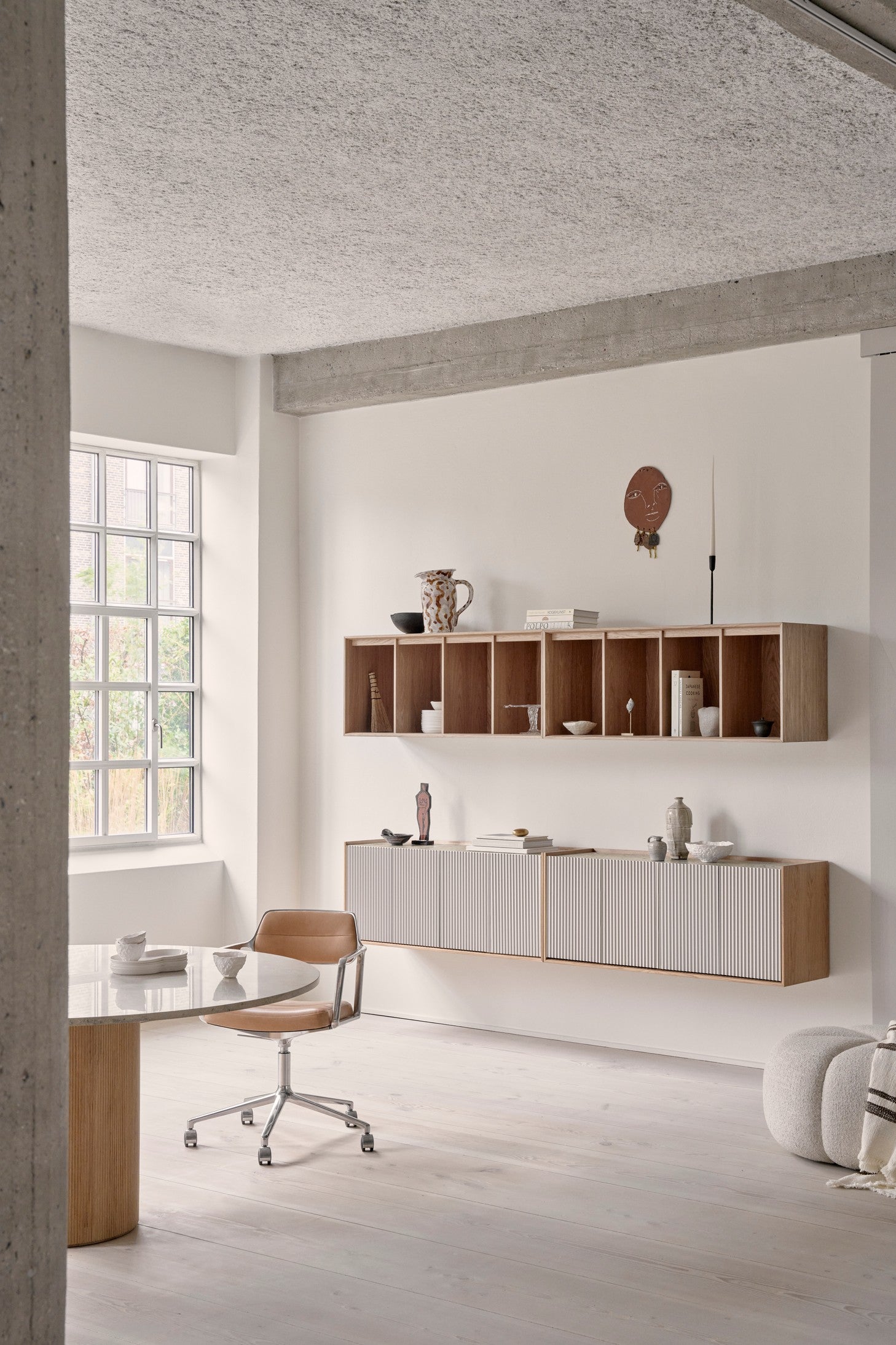 Bureau stoel 453+ zwarte leer met metalen basis