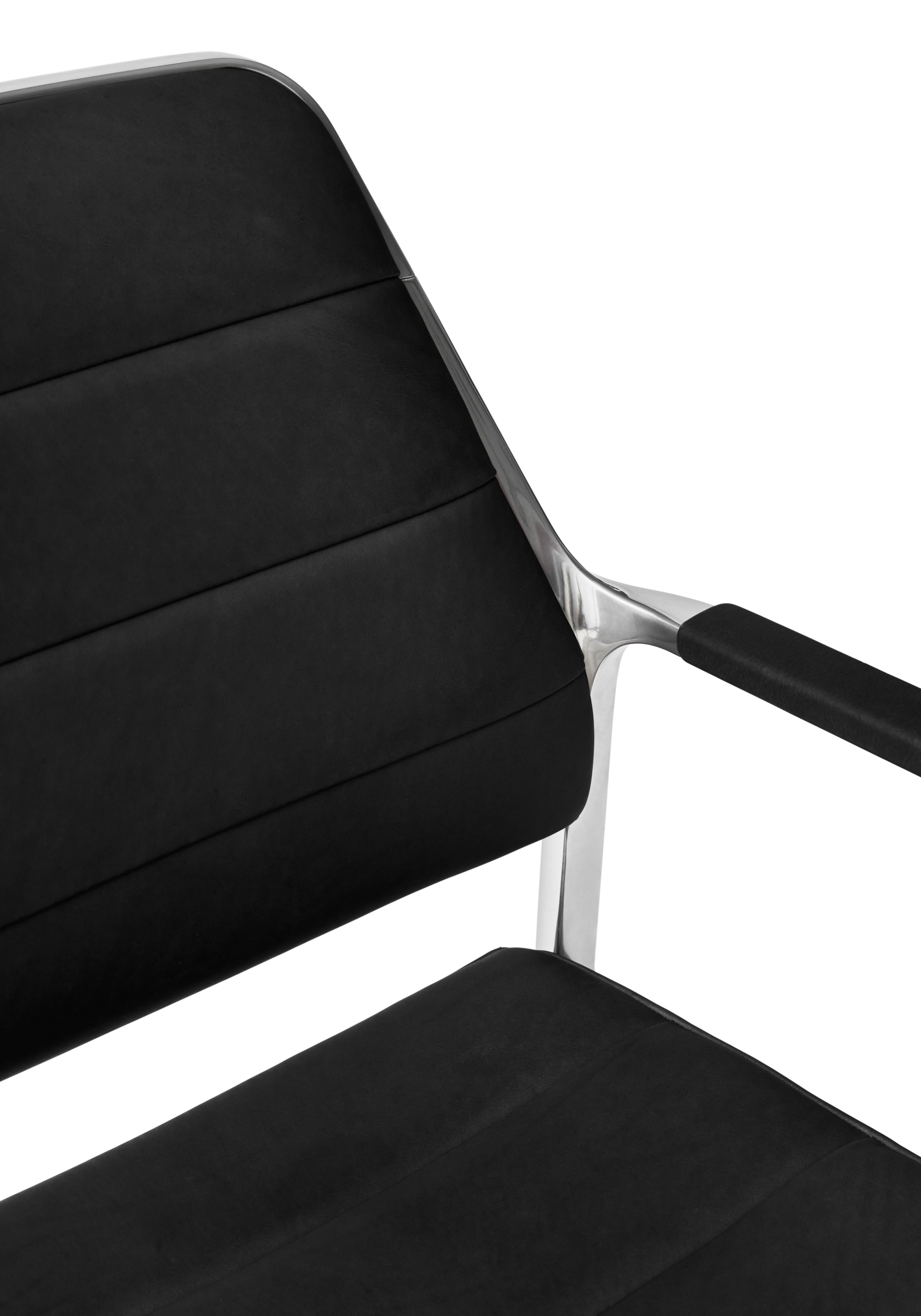 Bureau stoel 455+ met zwarte leren bekleding en metalen basis