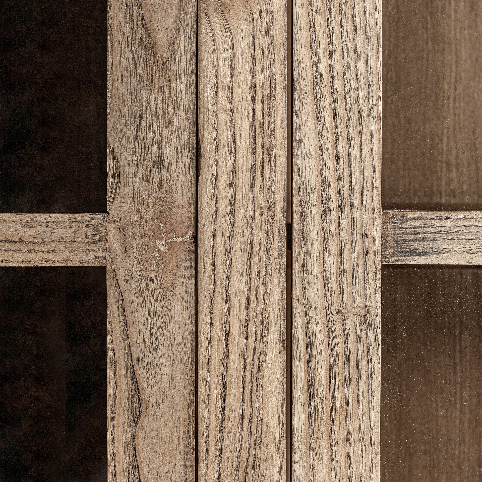 MASEIN Display Cabinet in Elm Wood