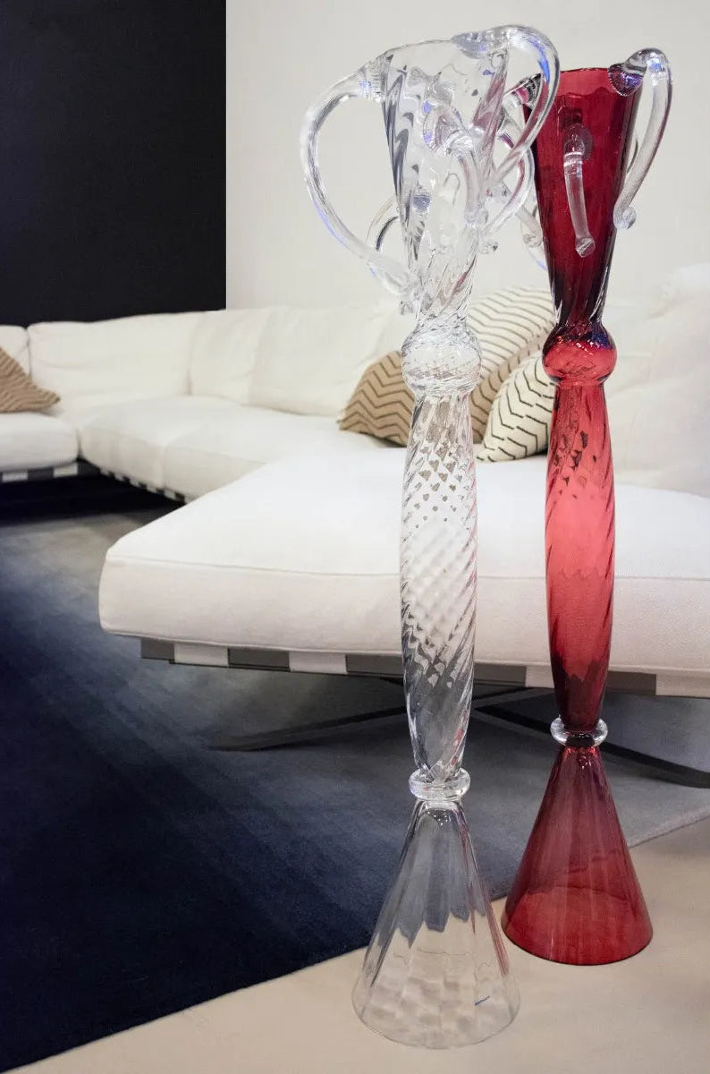 Wase Watteau and red inflatable glass