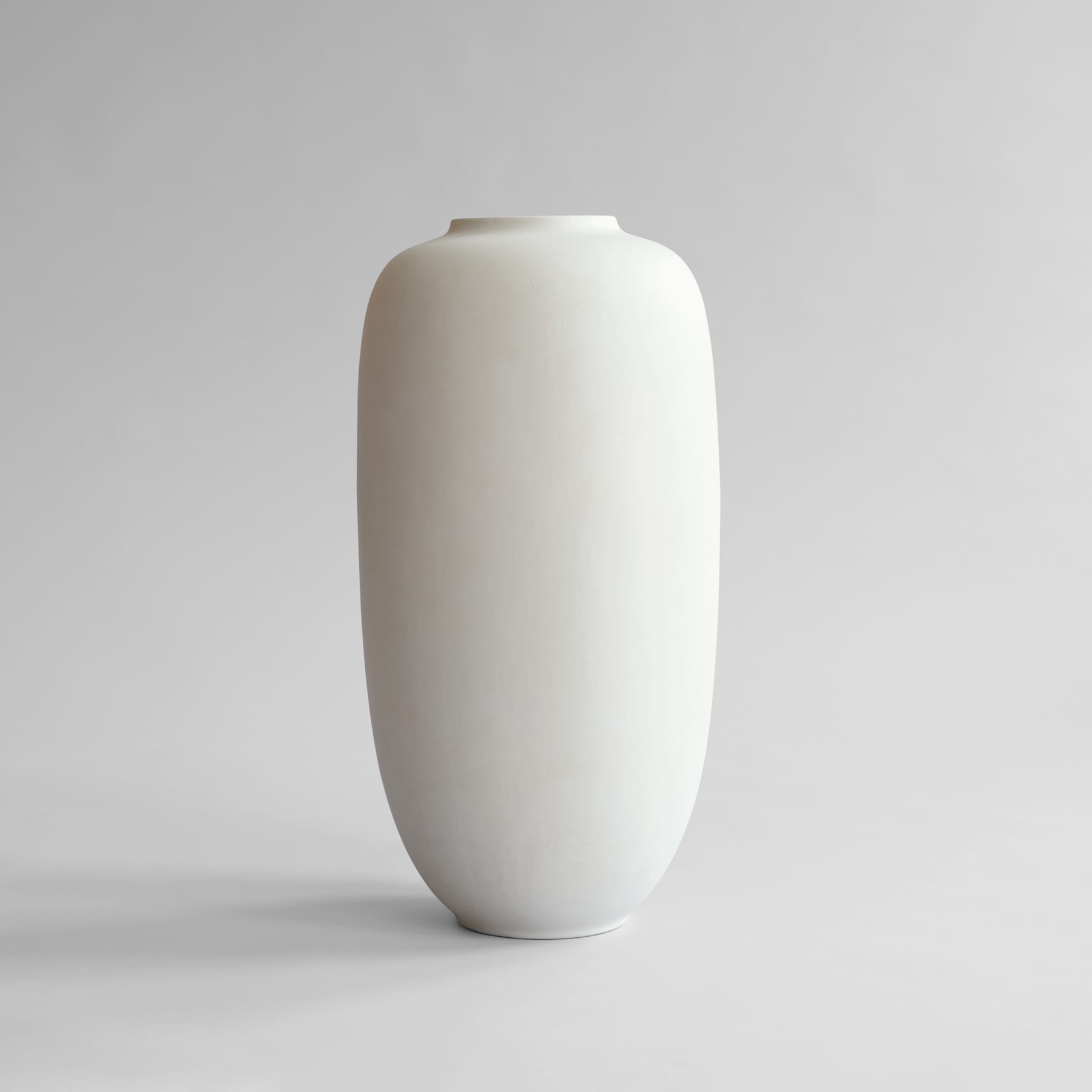 SUNAO SLIM vase white ceramic
