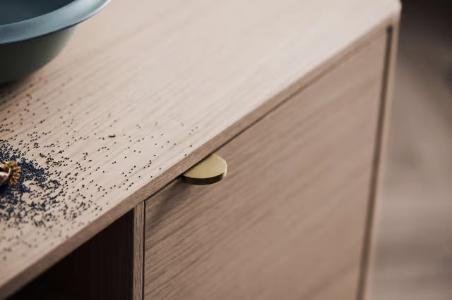 Yacht bladens bleached oak wood