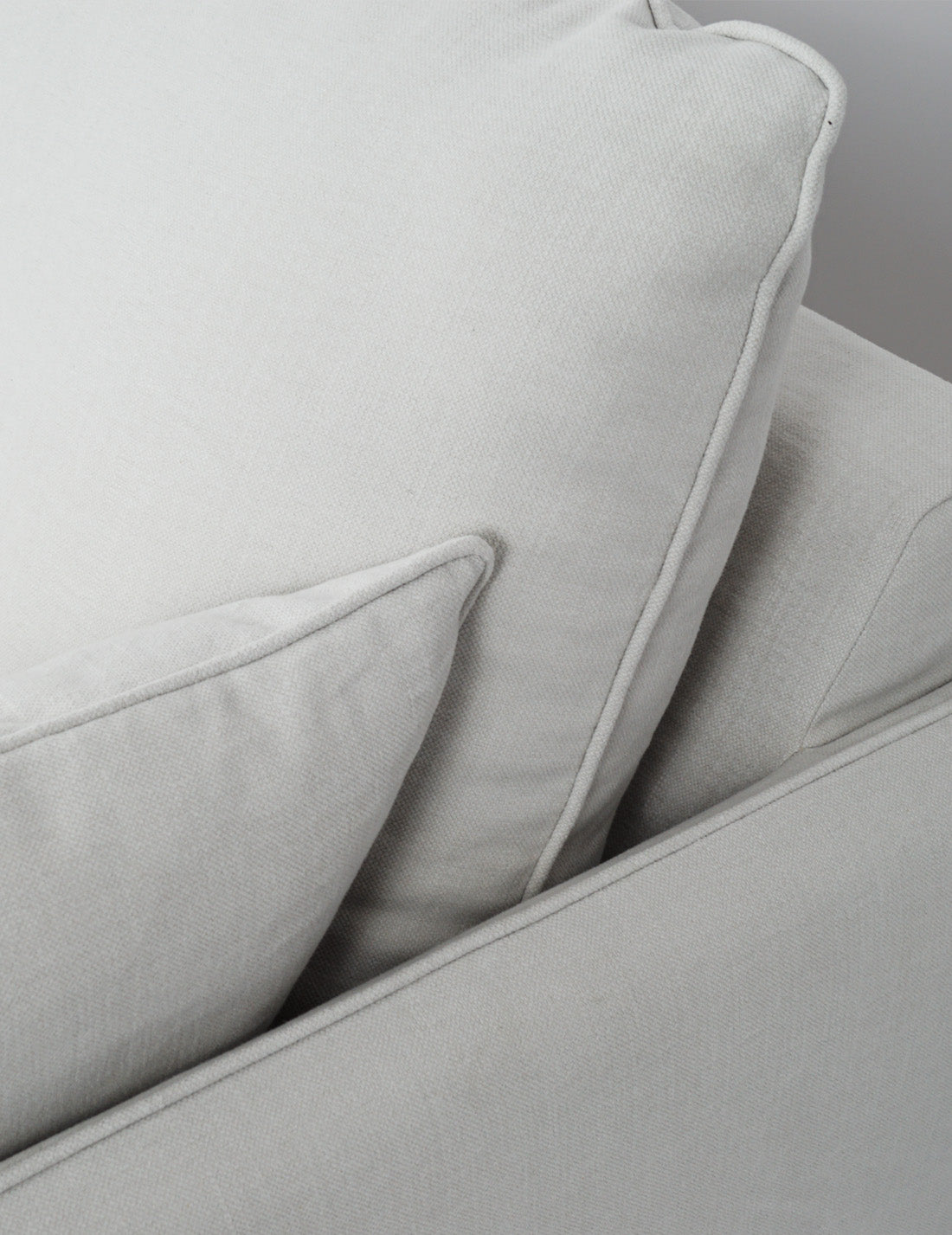 TULIO 2-zitsbank met slaapfunctie, gestoffeerd