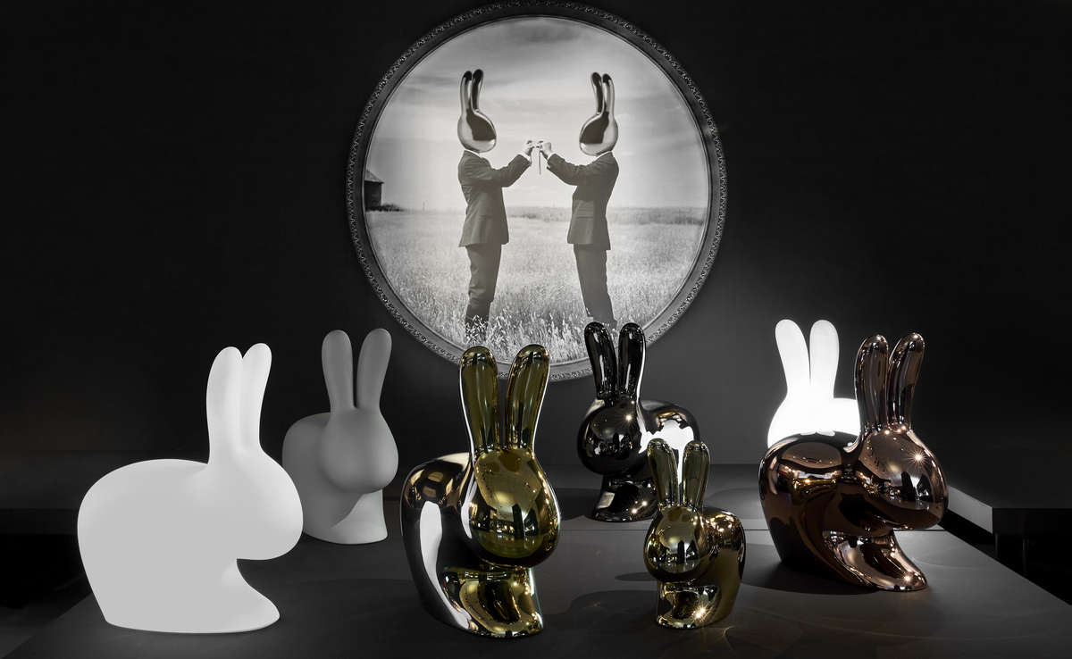 Krzesło RABBIT MINI złoty Qeeboo    Eye on Design