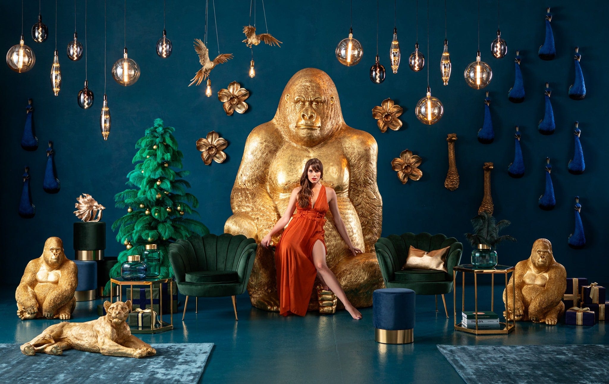 Figurka dekoracyjna KONG złoty Kare Design    Eye on Design