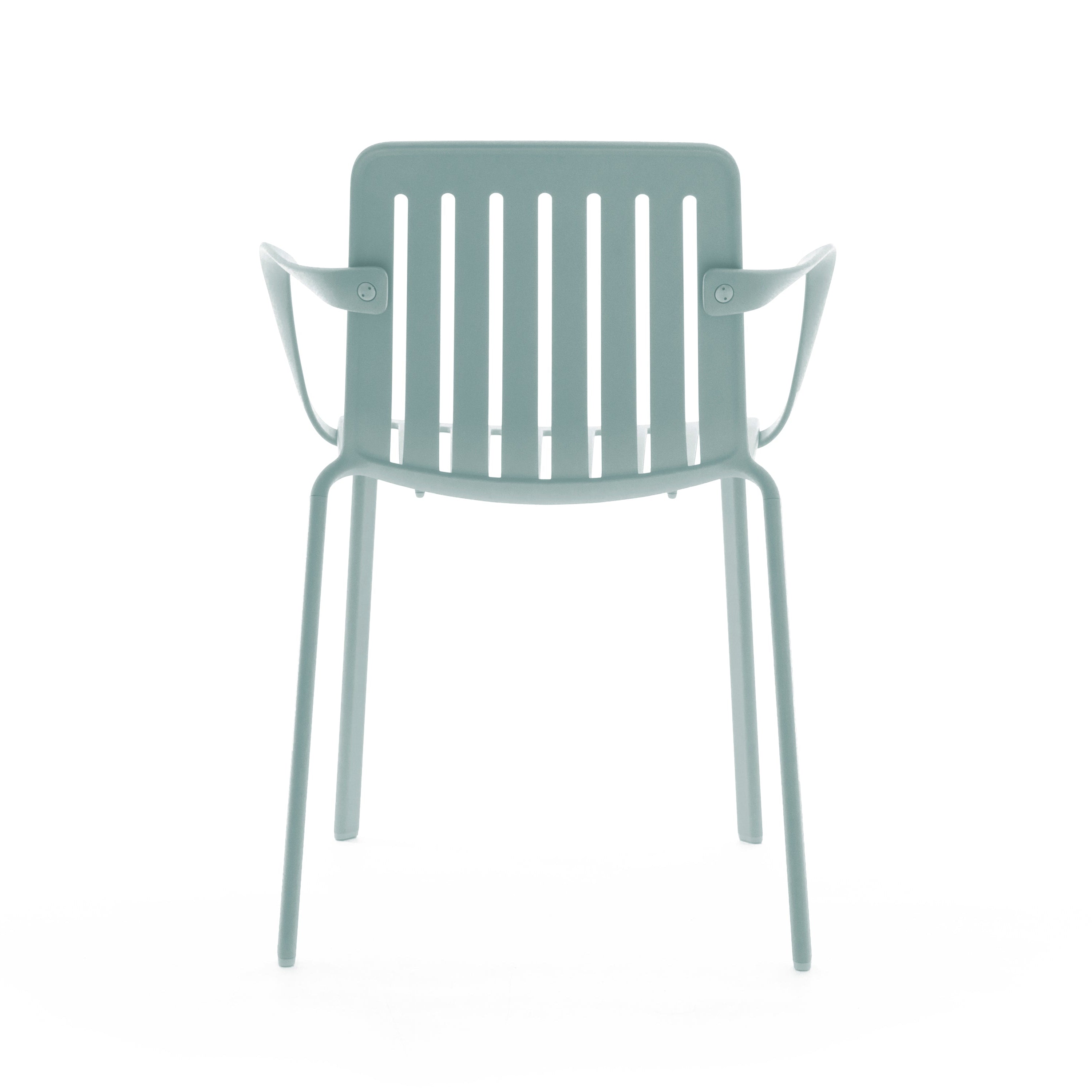 Krzesło zewnętrzne z podłokietnikami PLATO jasnoniebieski Magis    Eye on Design